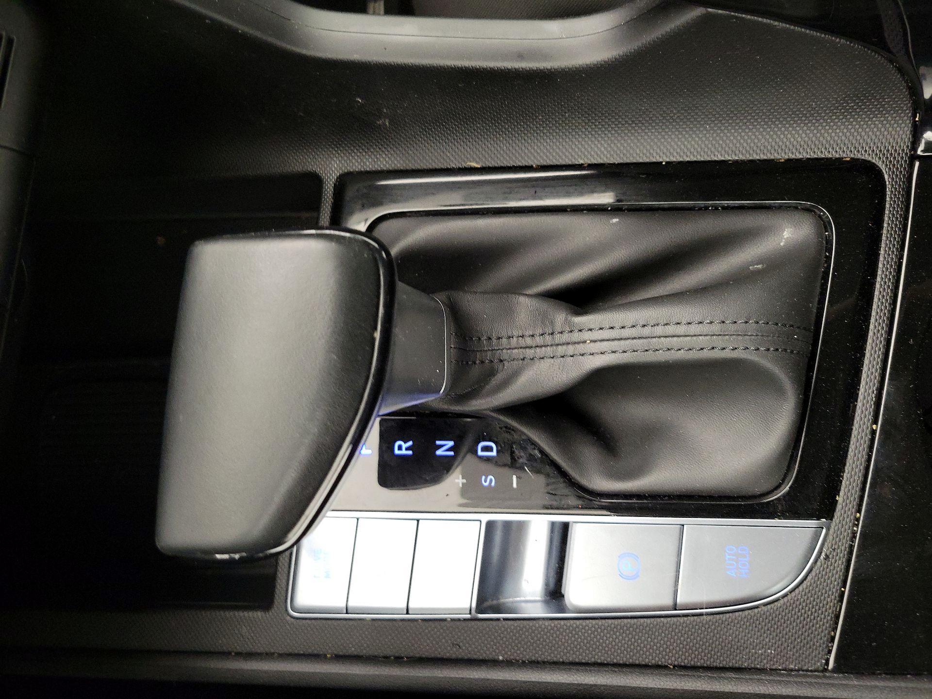 Thumbnail: 2025 Hyundai Elantra - 18