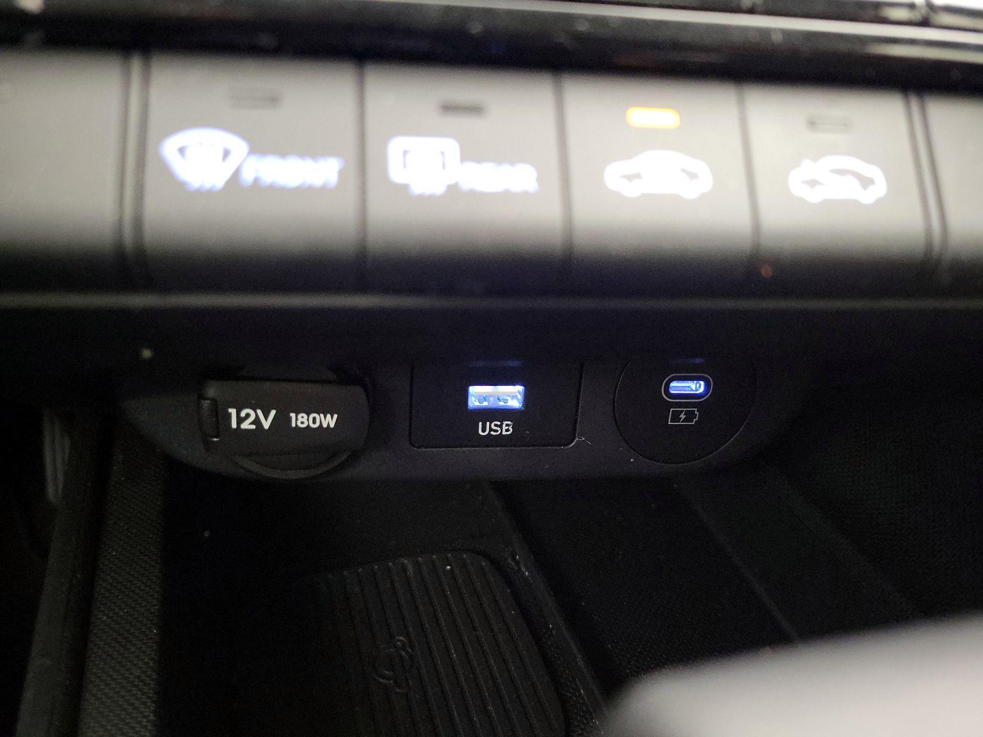 Thumbnail: 2025 Hyundai Elantra - 19