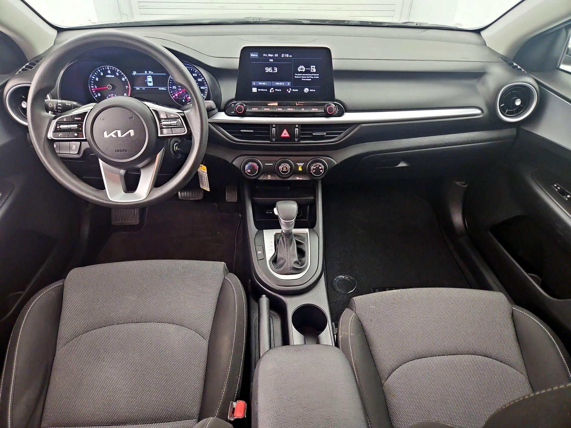 Thumbnail: 2023 Kia Forte - 9