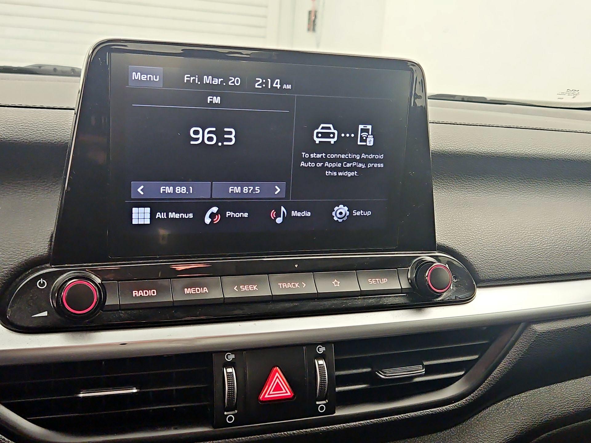 Thumbnail: 2023 Kia Forte - 15