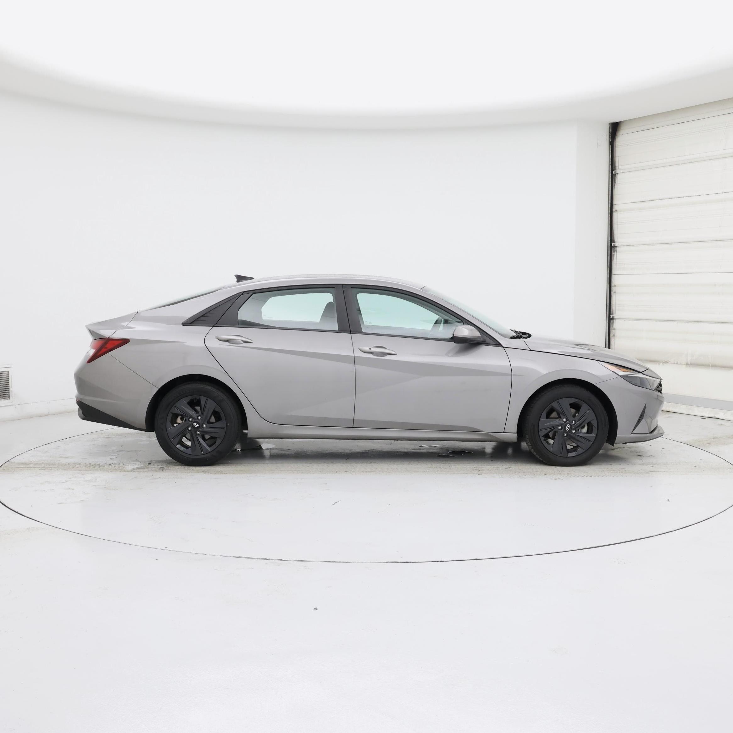 Thumbnail: 2022 Hyundai Elantra - 7