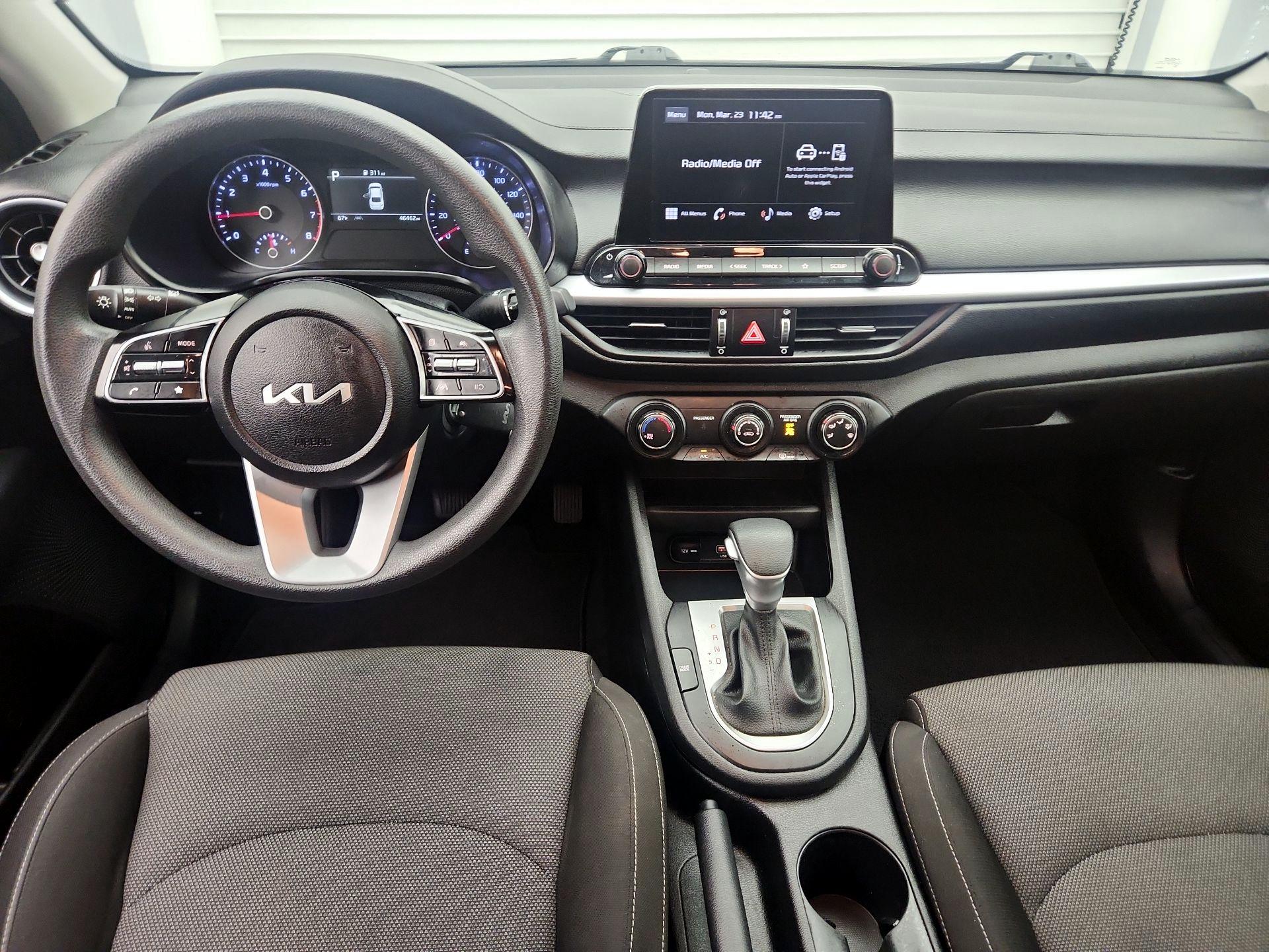 Thumbnail: 2023 Kia Forte - 9