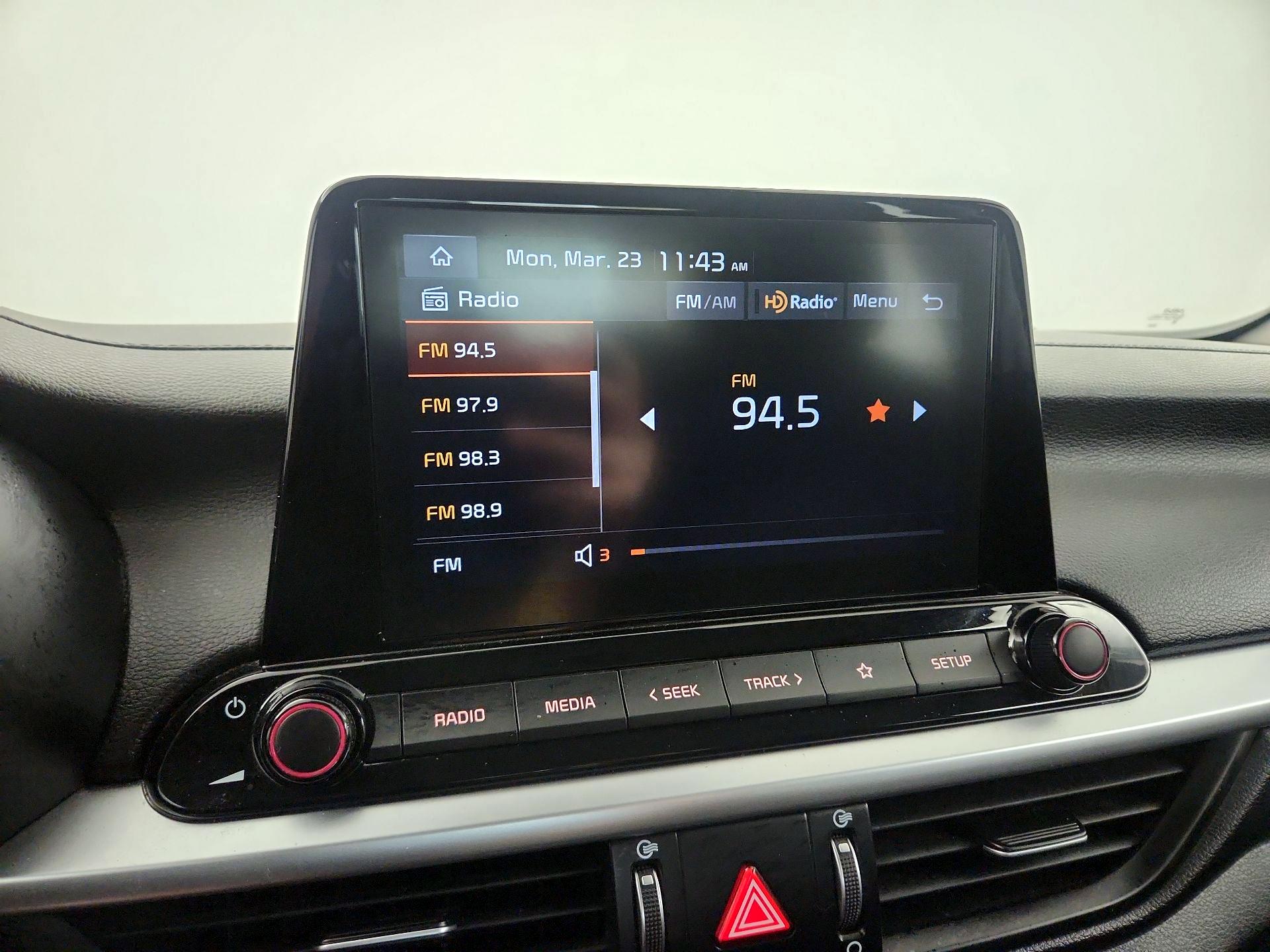 Thumbnail: 2023 Kia Forte - 15