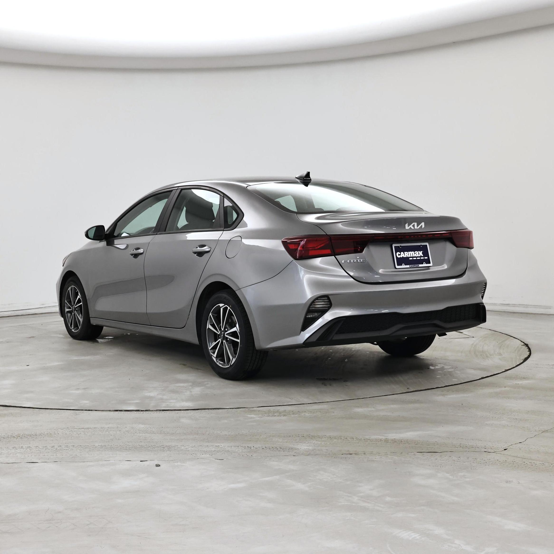 Thumbnail: 2023 Kia Forte - 2