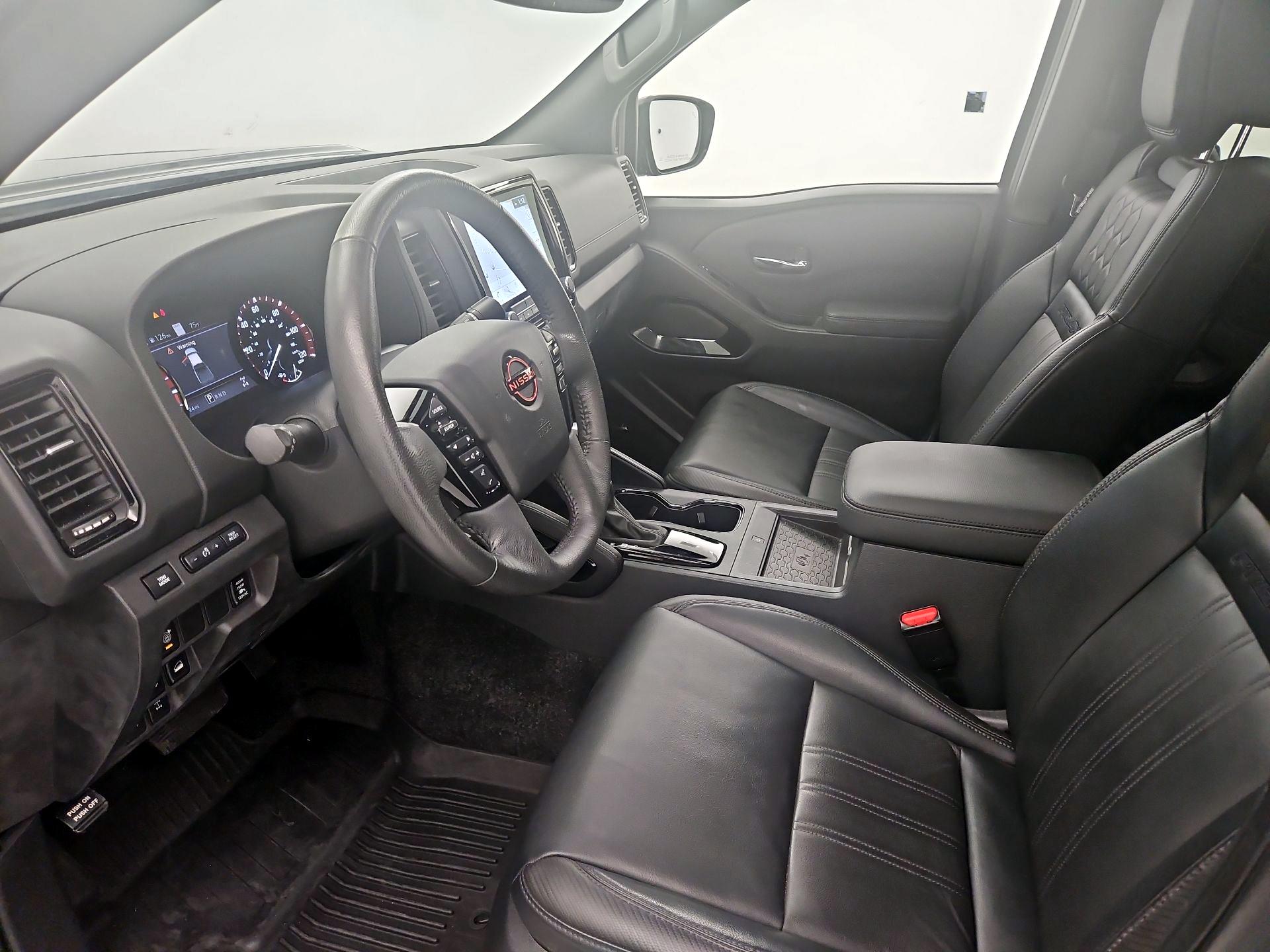 Thumbnail: 2022 Nissan Frontier - 11