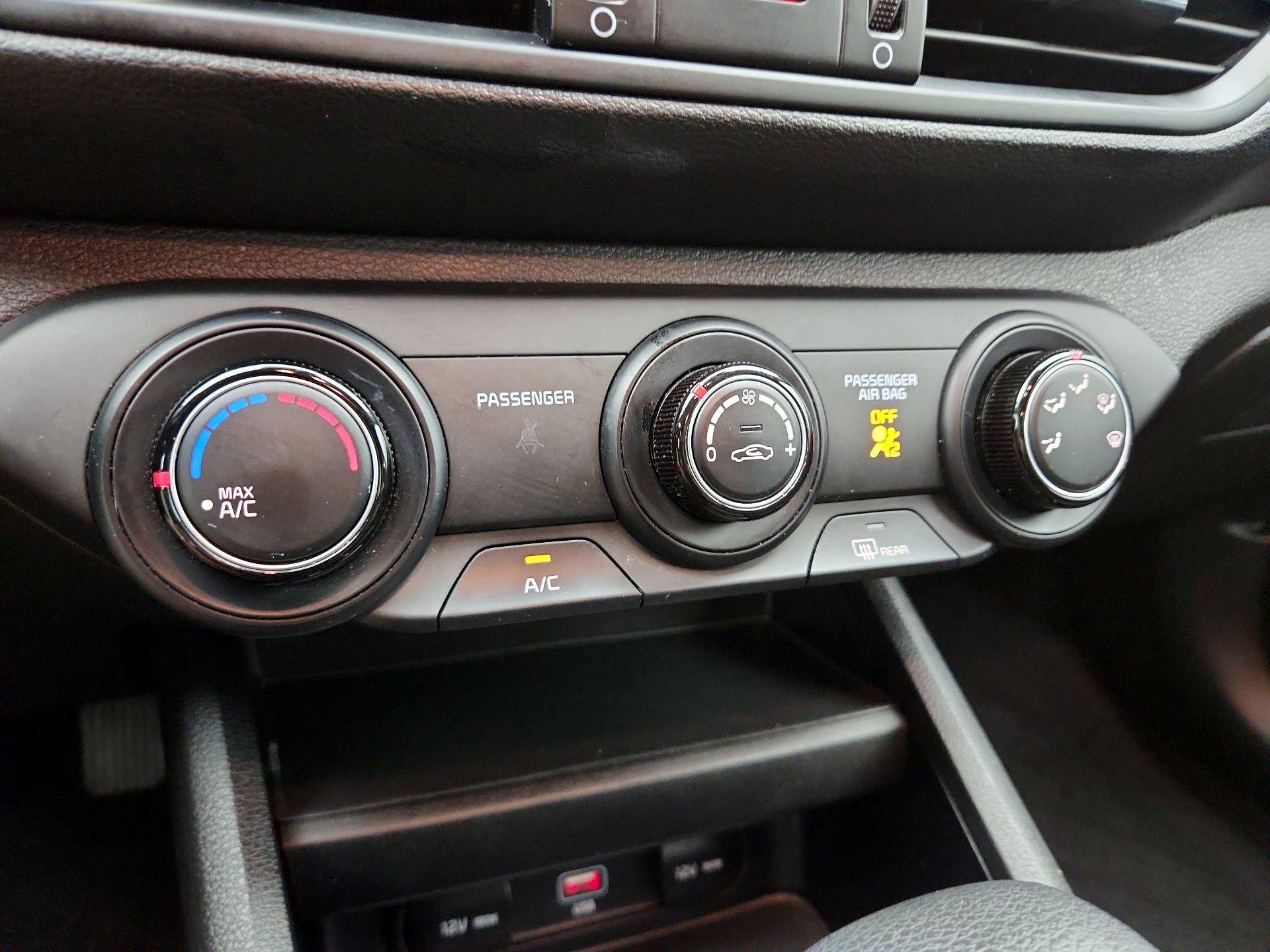 Thumbnail: 2023 Kia Forte - 16