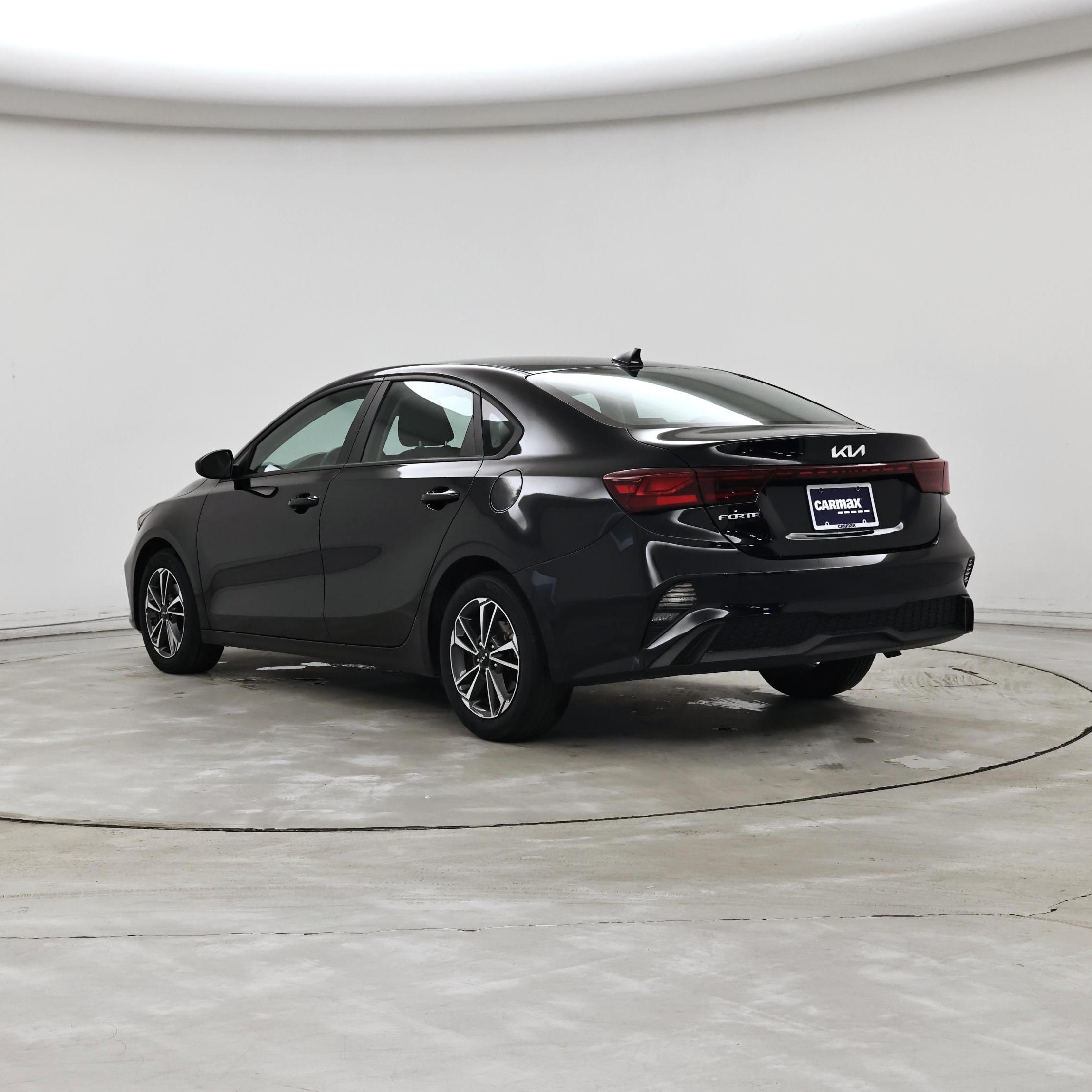 Thumbnail: 2023 Kia Forte - 2