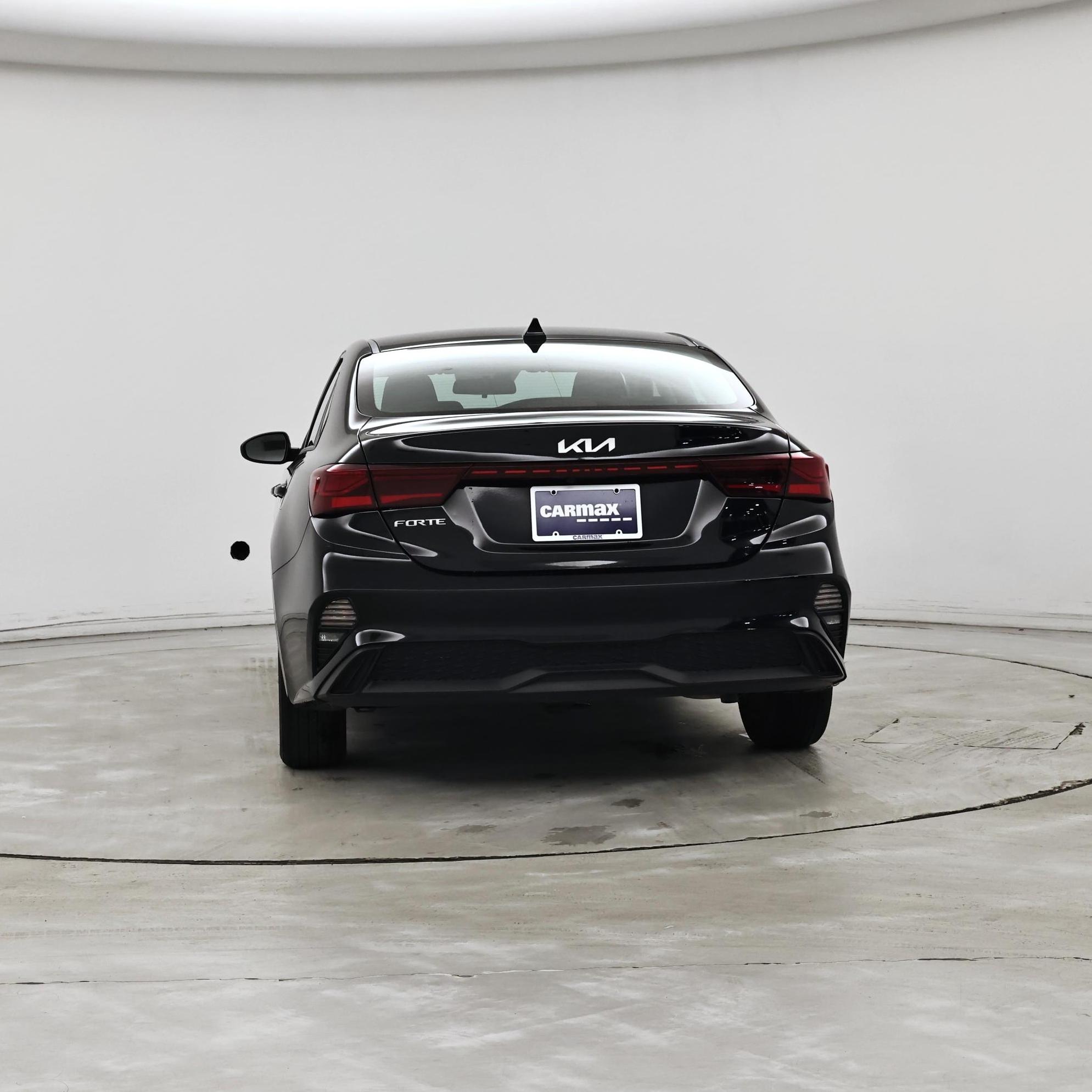 Thumbnail: 2023 Kia Forte - 6