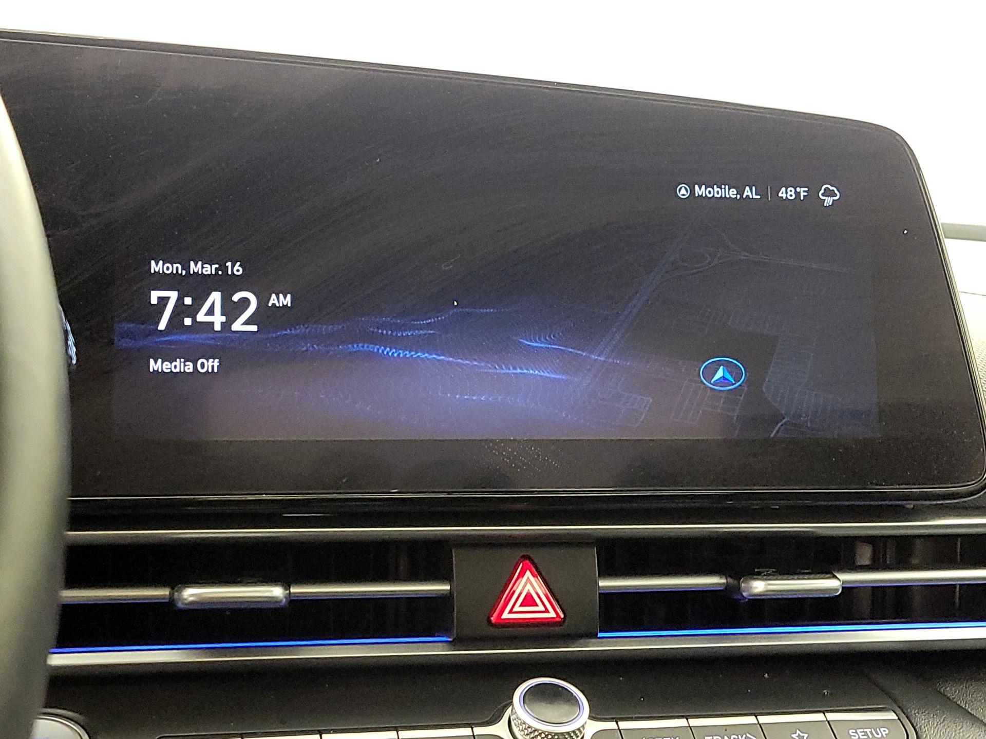 Thumbnail: 2022 Hyundai Elantra - 15