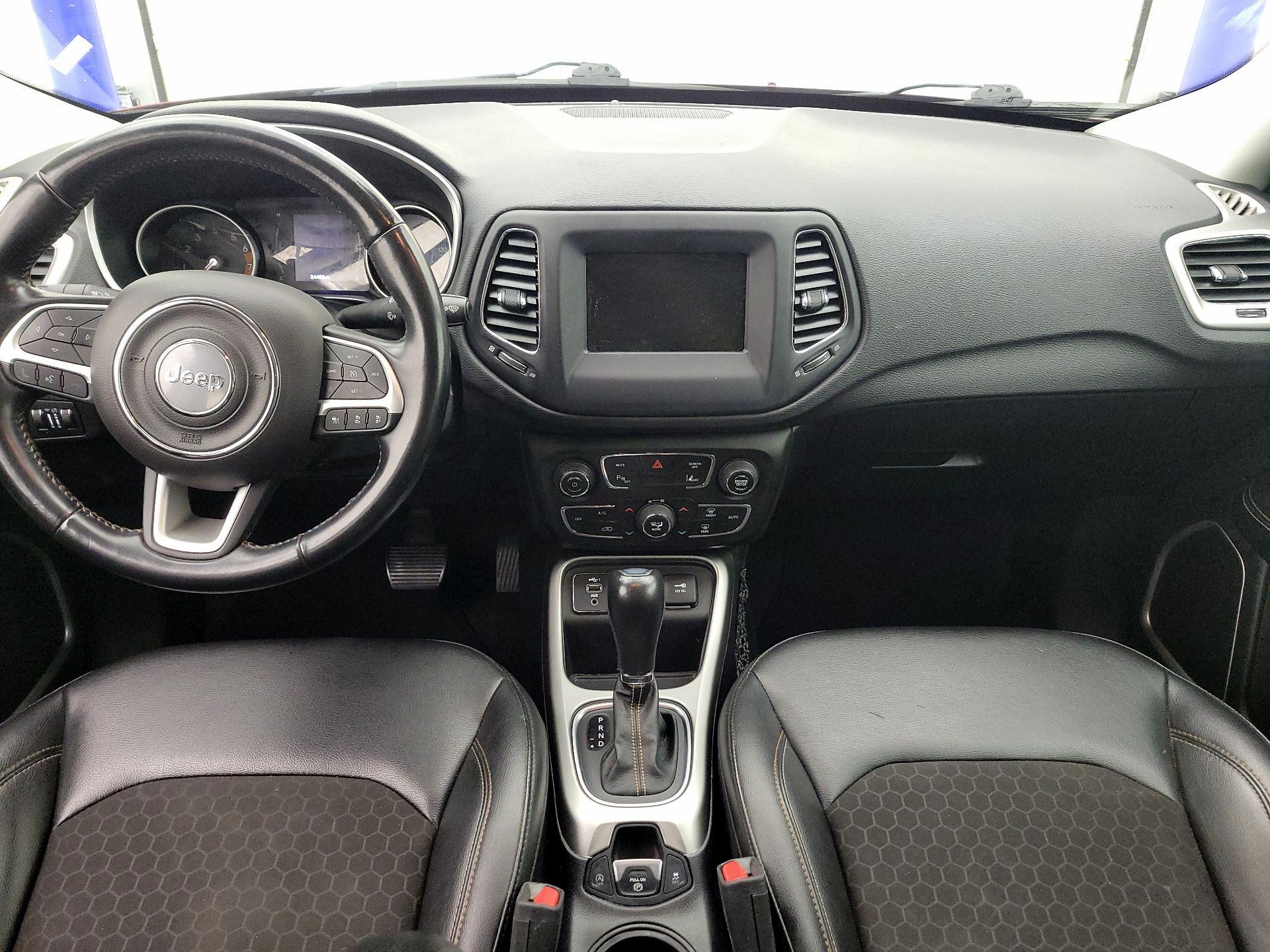 Thumbnail: 2021 Jeep Compass - 9