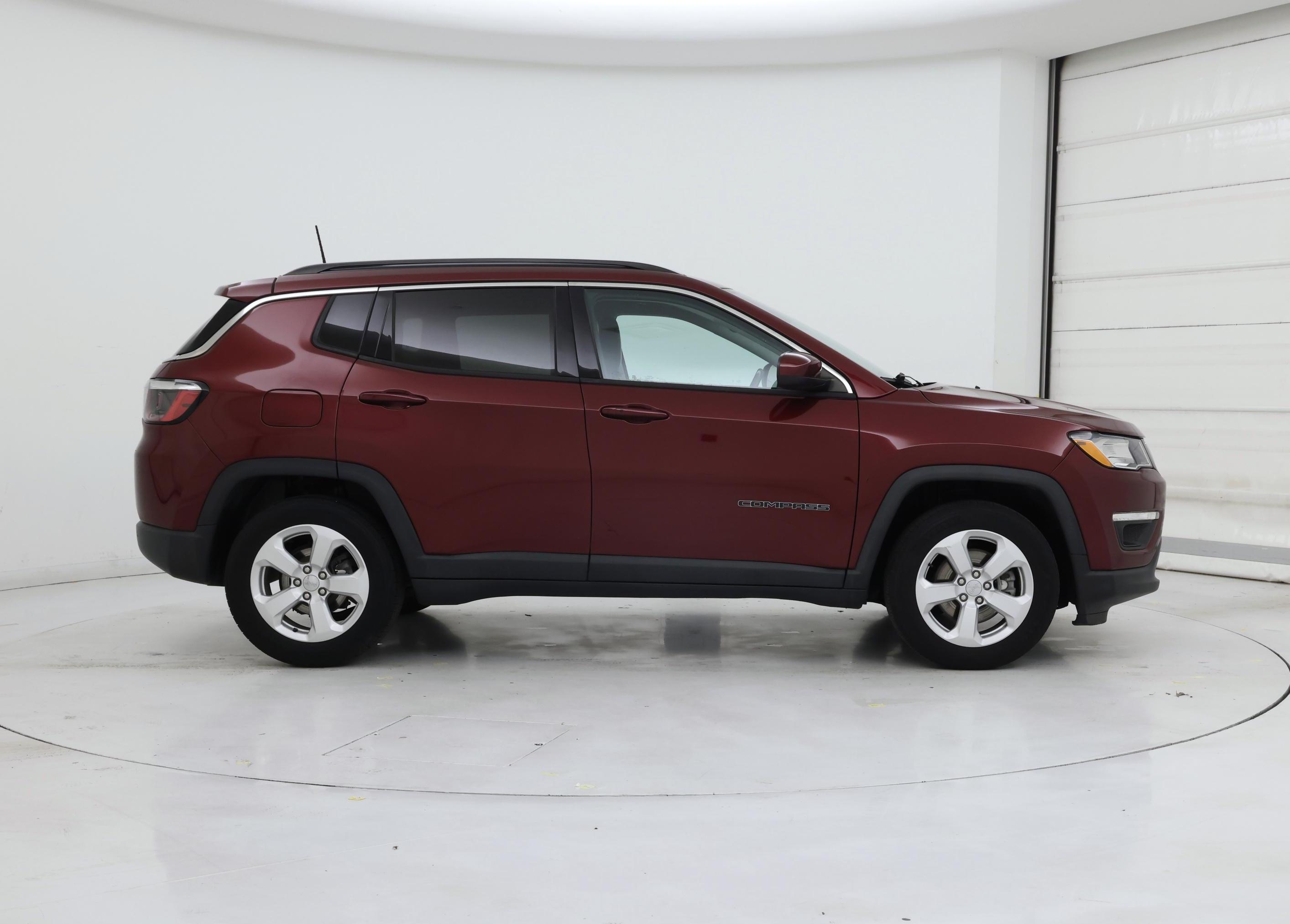 Thumbnail: 2021 Jeep Compass - 7