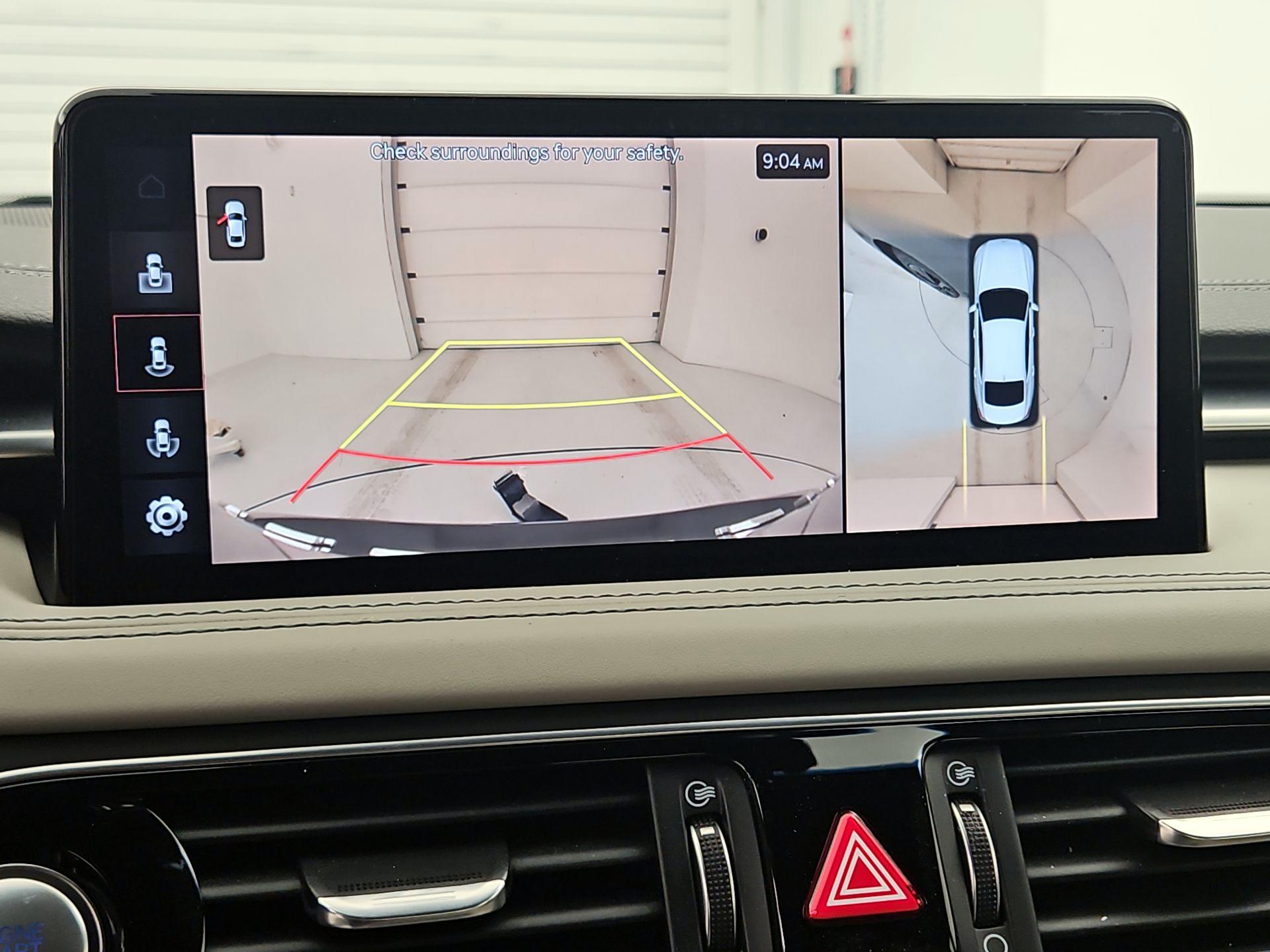 Thumbnail: 2023 Genesis G70 - 15