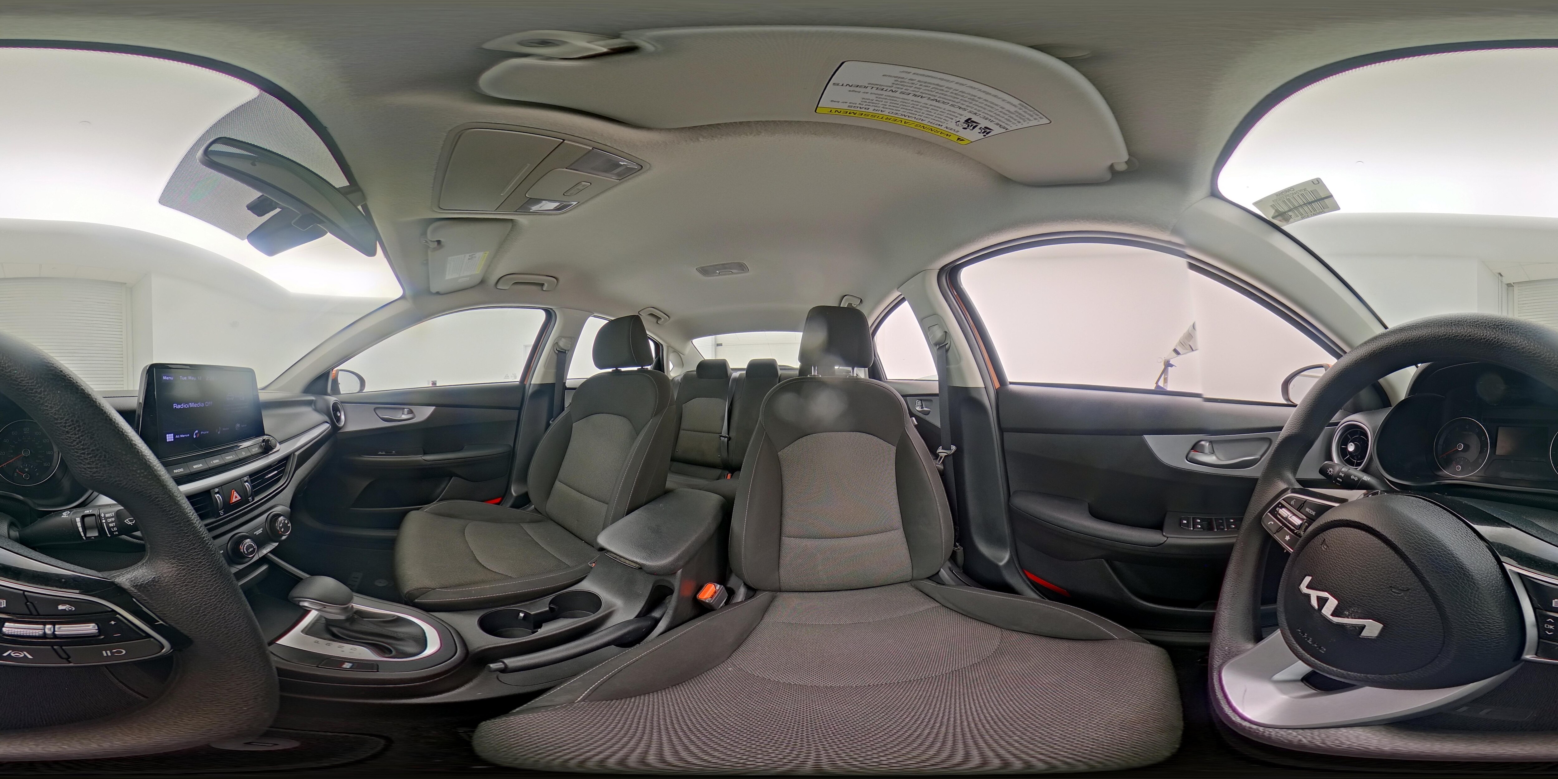 2023 Kia Forte LXS - Photo 24