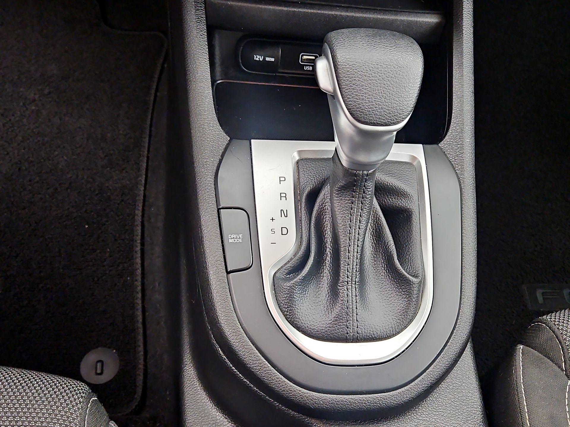 Thumbnail: 2023 Kia Forte - 17