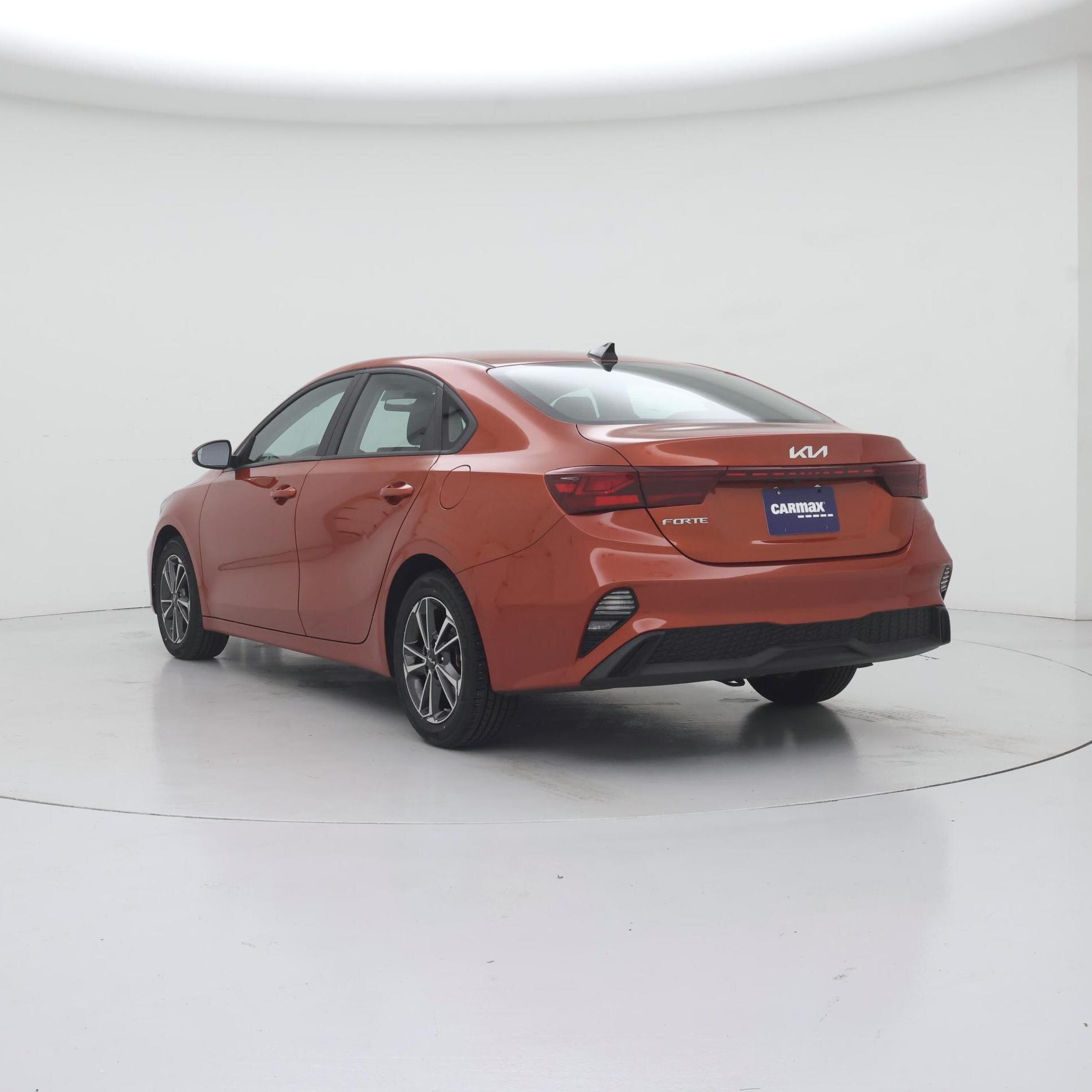 Thumbnail: 2023 Kia Forte - 2