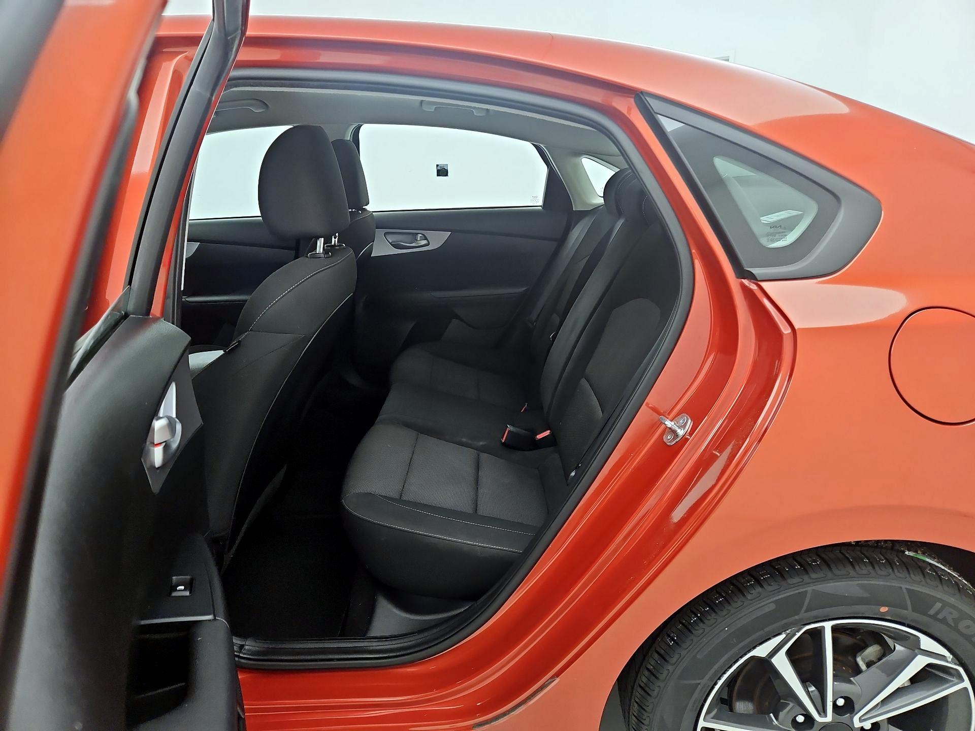 Thumbnail: 2023 Kia Forte - 19