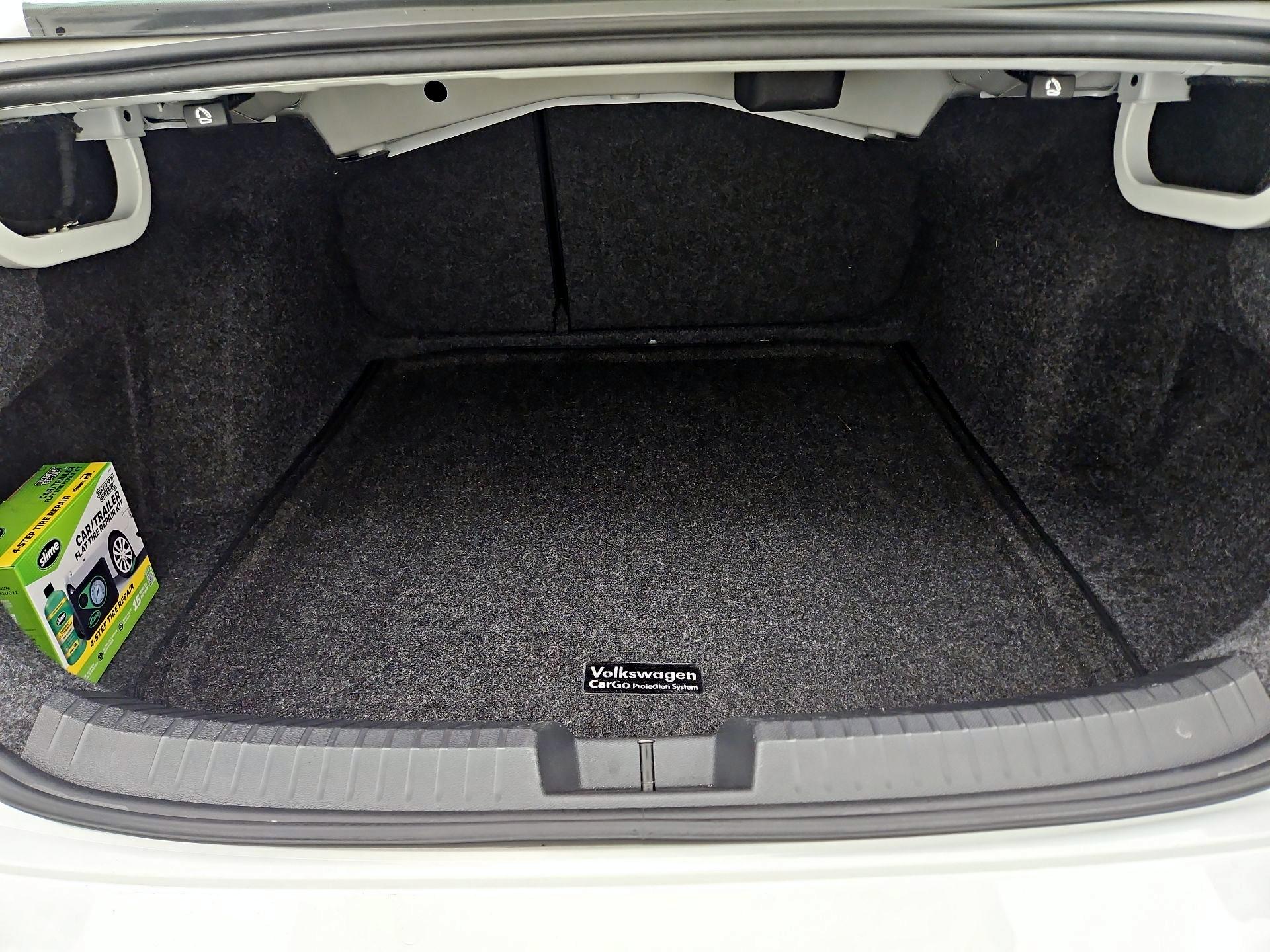 Thumbnail: 2021 Volkswagen Jetta - 20