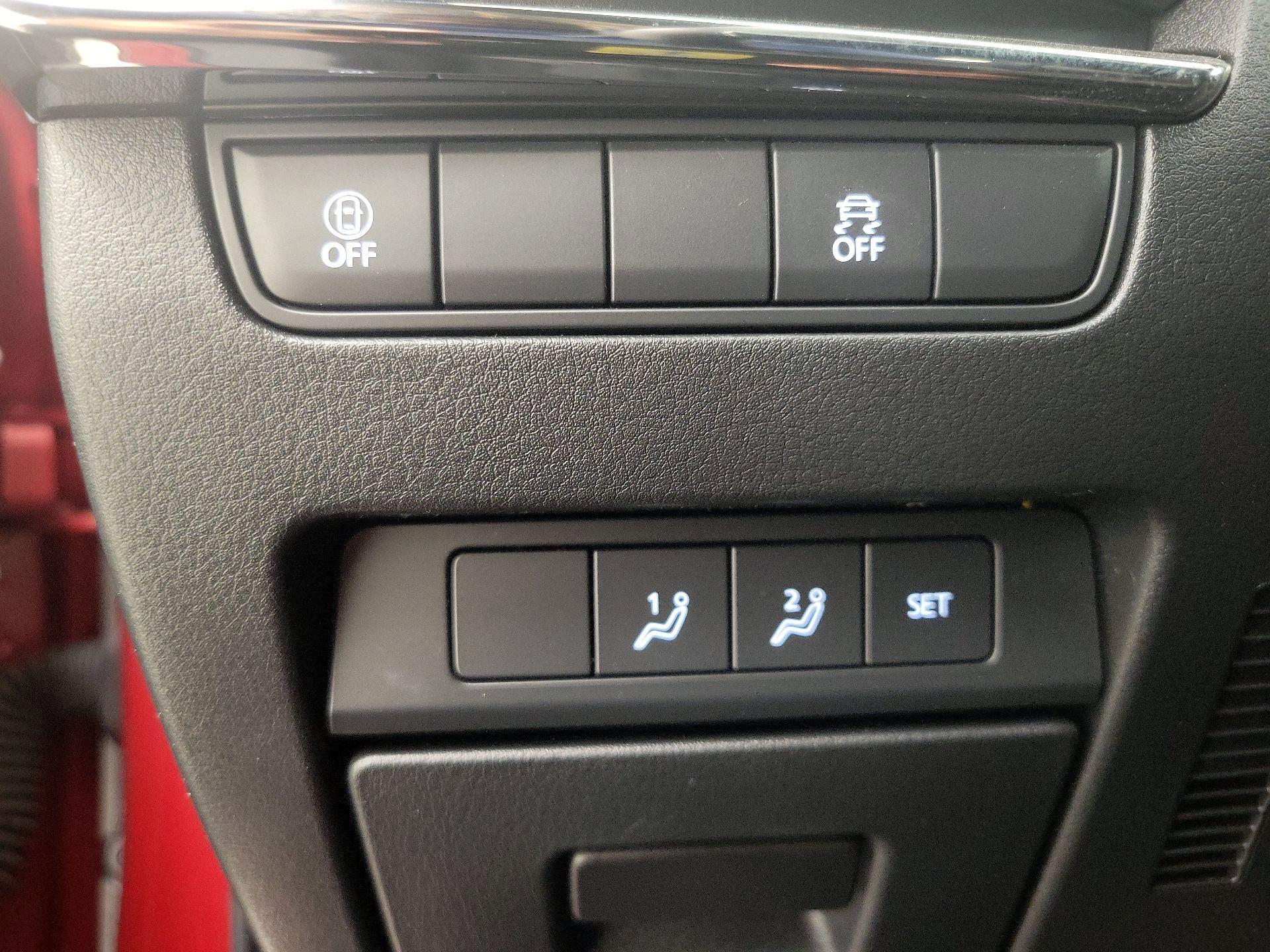 Thumbnail: 2022 Mazda Mazda3 - 13