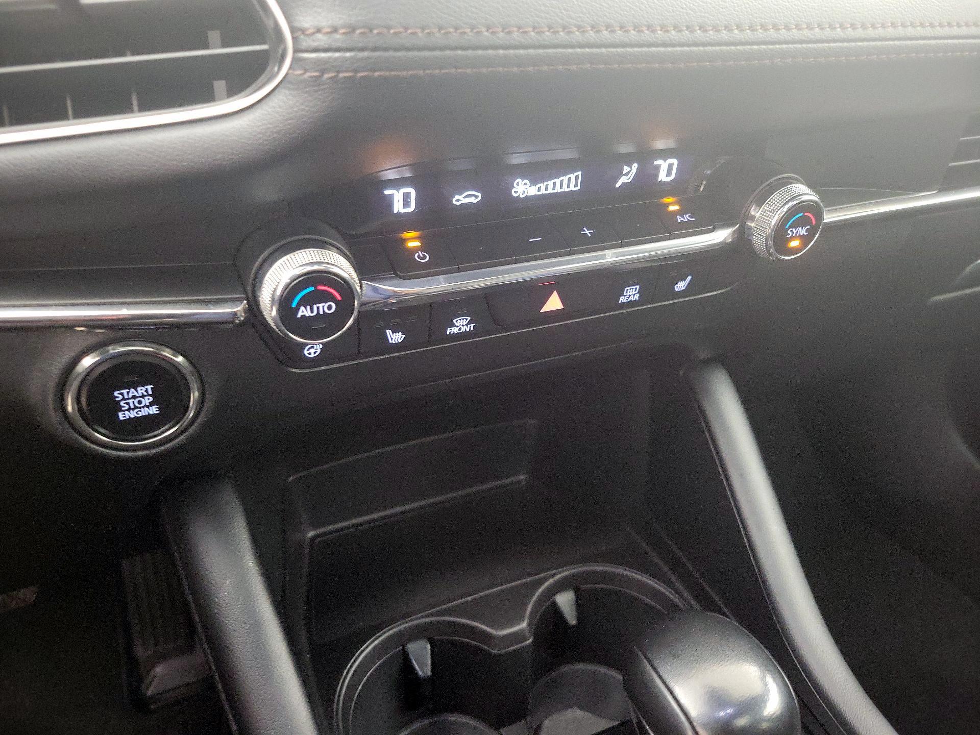 Thumbnail: 2022 Mazda Mazda3 - 17