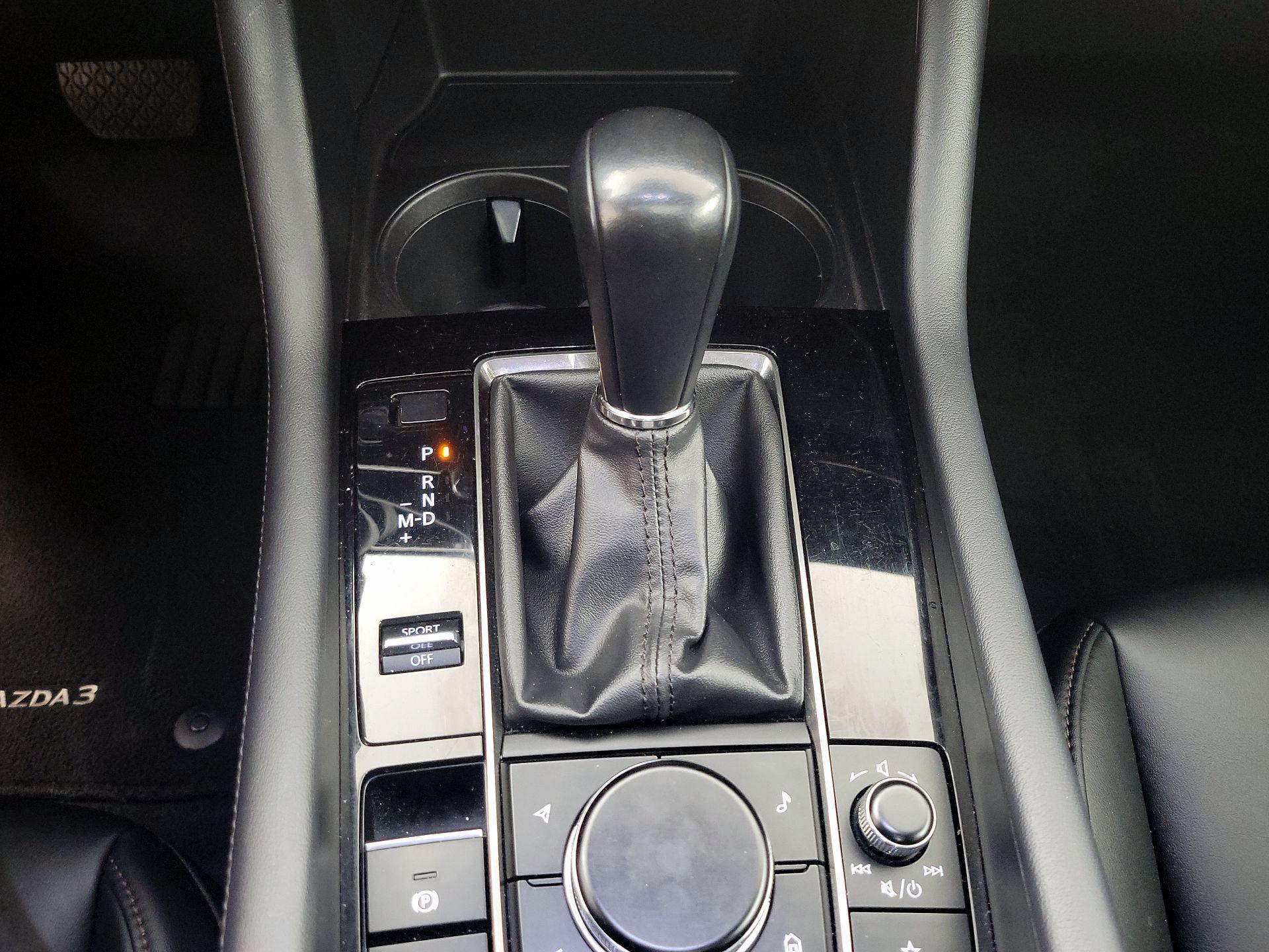 Thumbnail: 2022 Mazda Mazda3 - 18