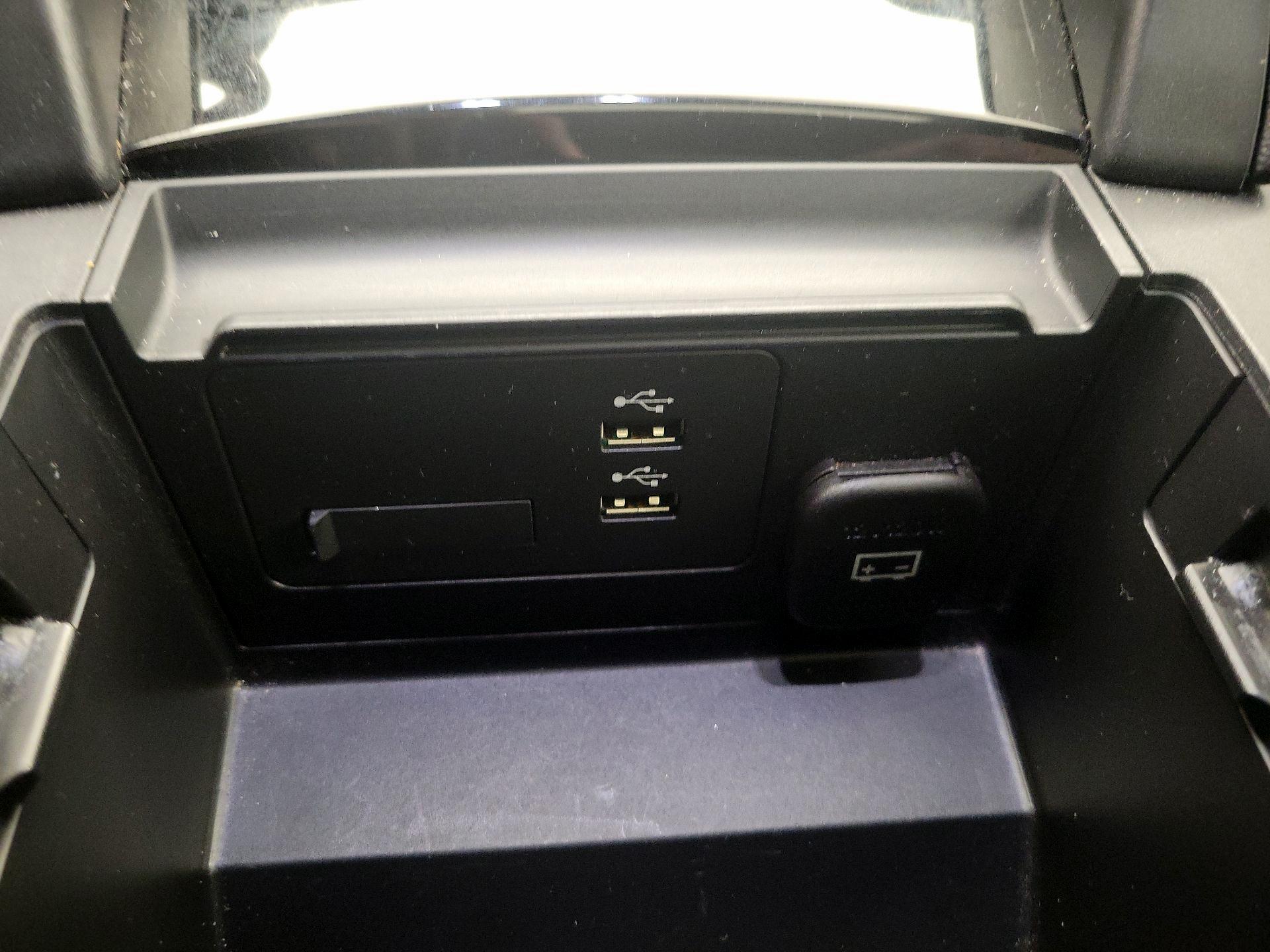 Thumbnail: 2022 Mazda Mazda3 - 19