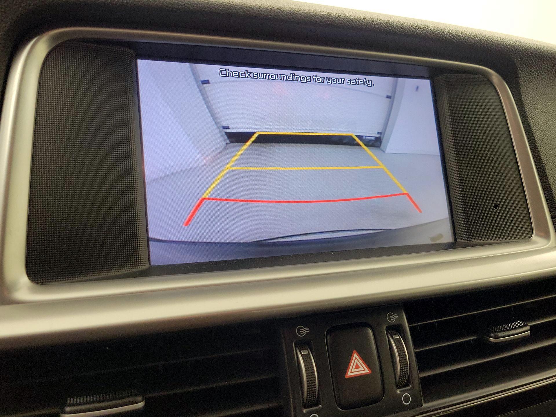 Thumbnail: 2020 Kia Optima - 14