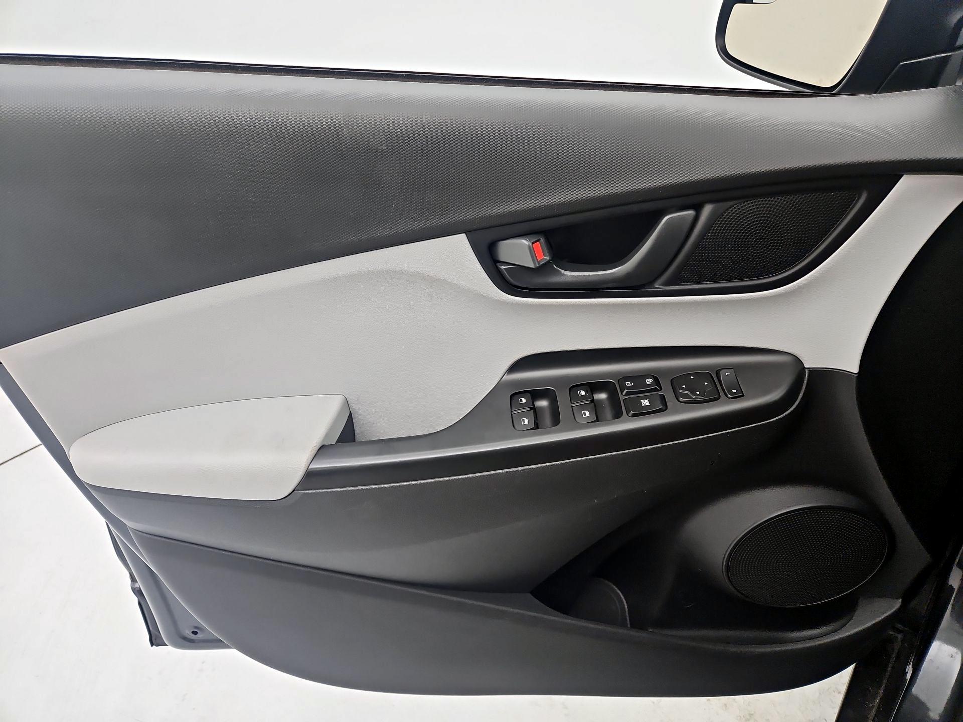 Thumbnail: 2022 Hyundai Kona - 12