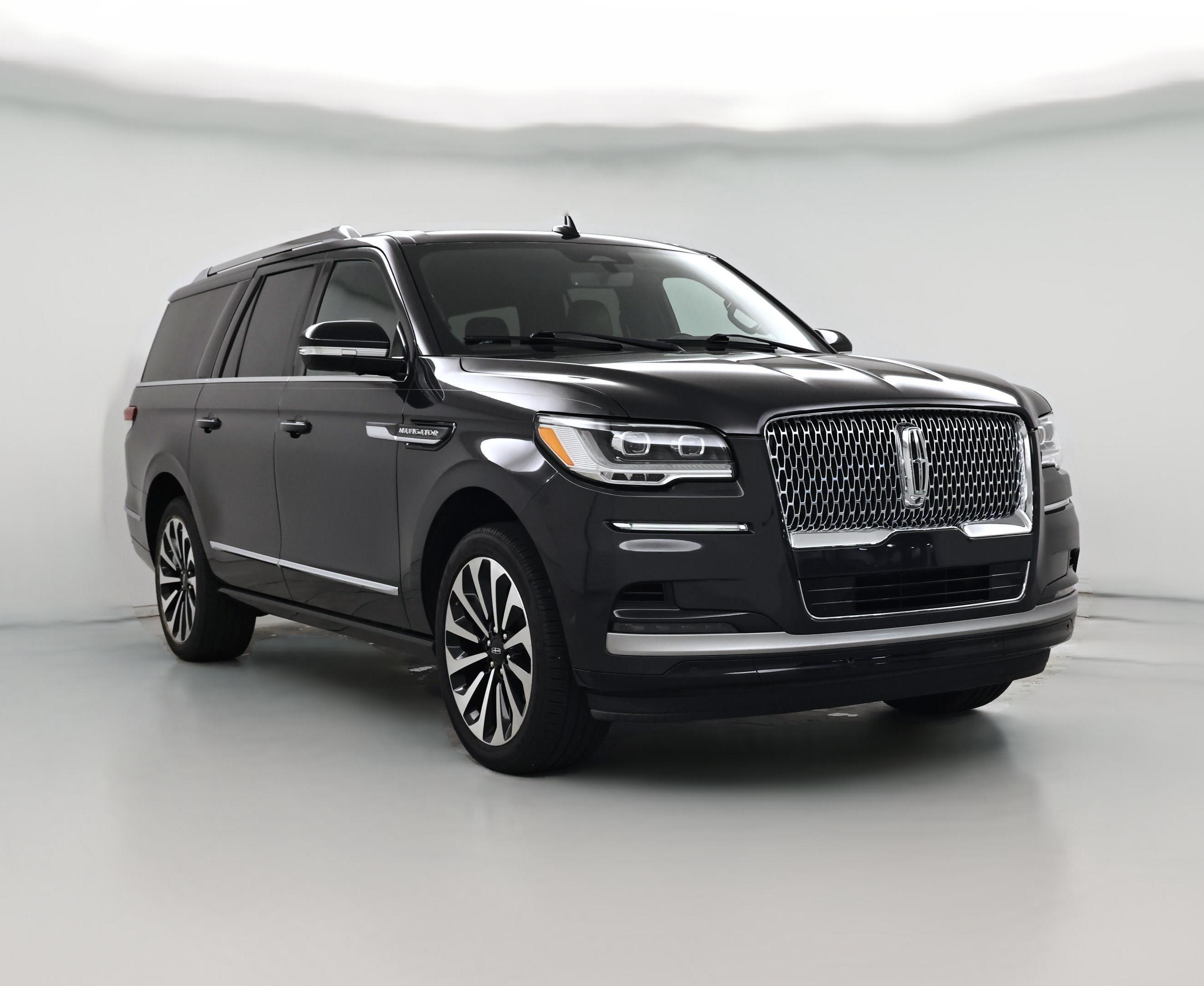 Thumbnail: 2022 Lincoln Navigator L - 1