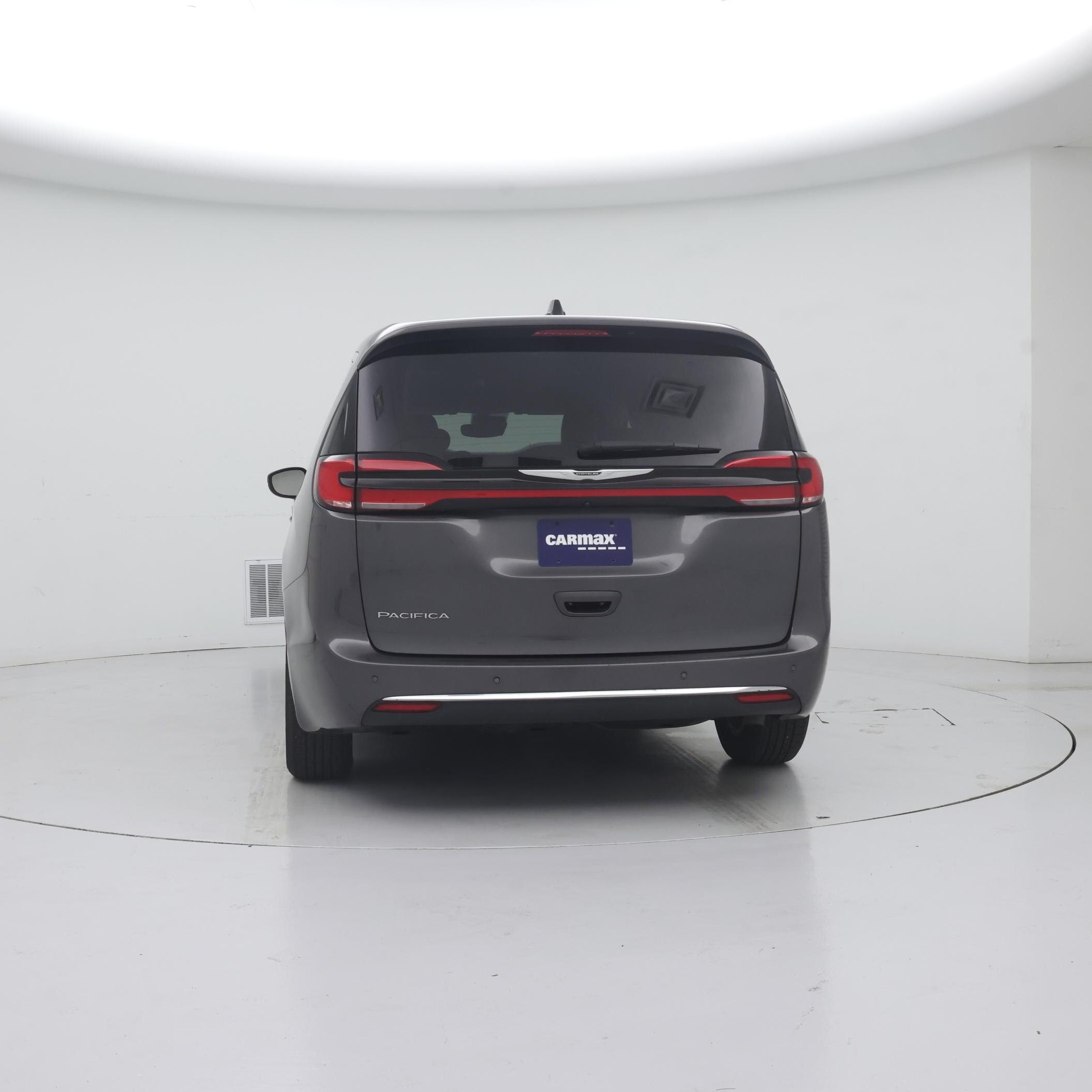Thumbnail: 2023 Chrysler Pacifica - 6
