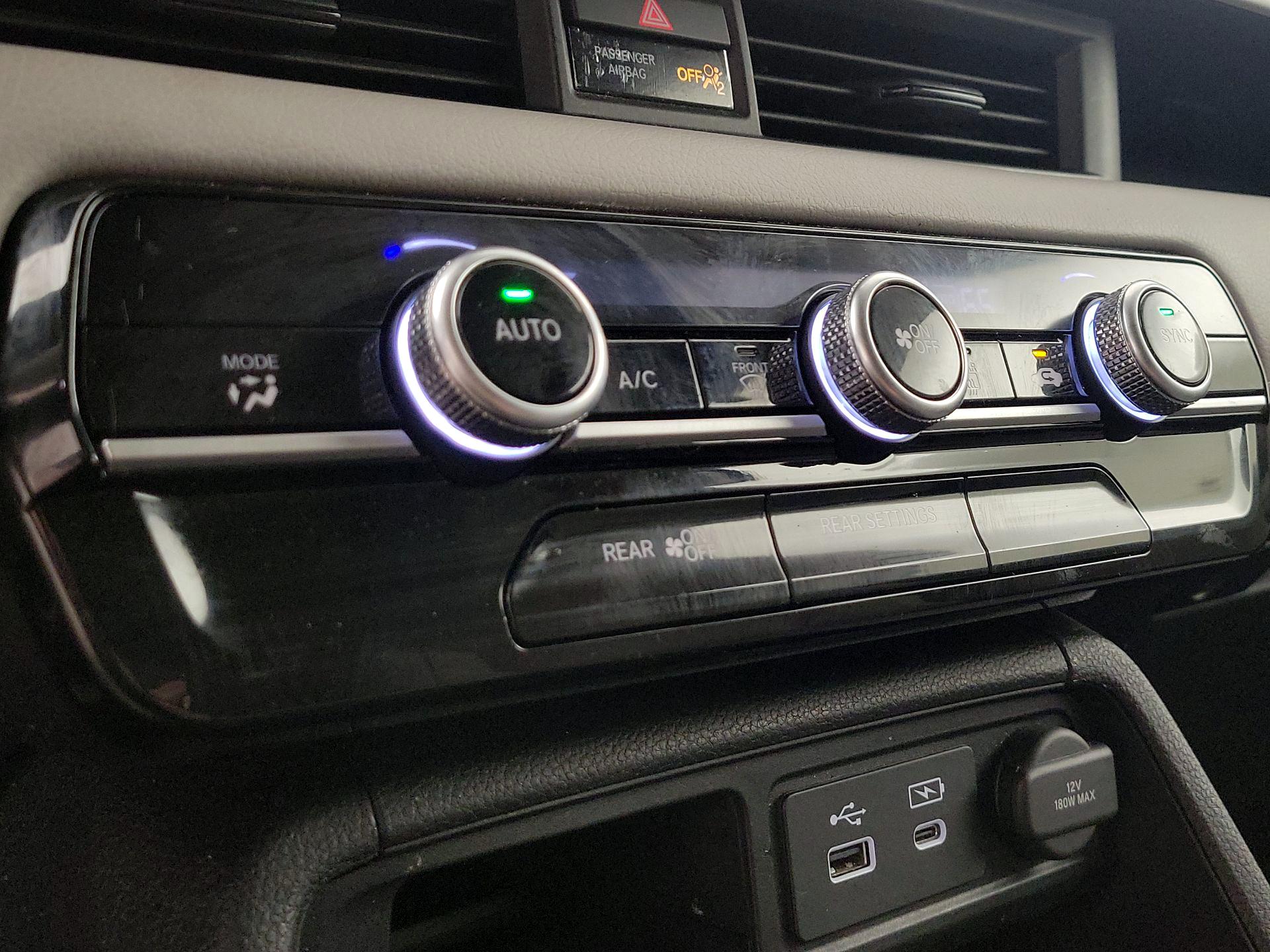 Thumbnail: 2024 Honda Pilot - 16