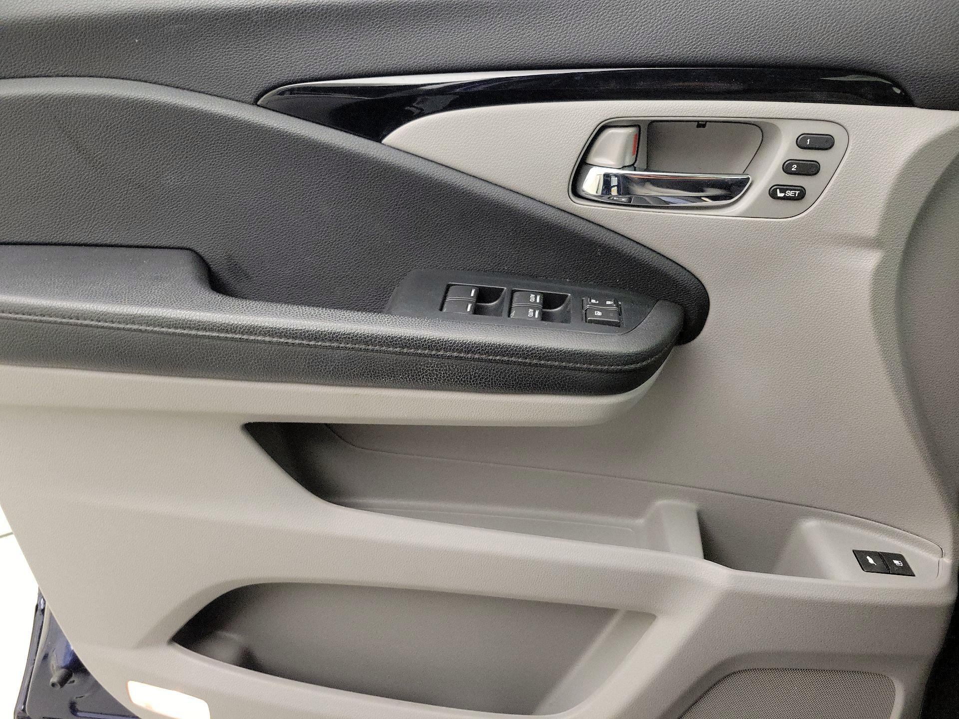 Thumbnail: 2022 Honda Pilot - 12
