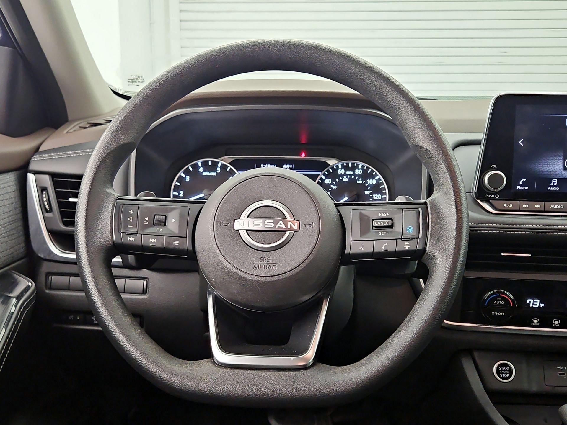 Thumbnail: 2023 Nissan Rogue - 10