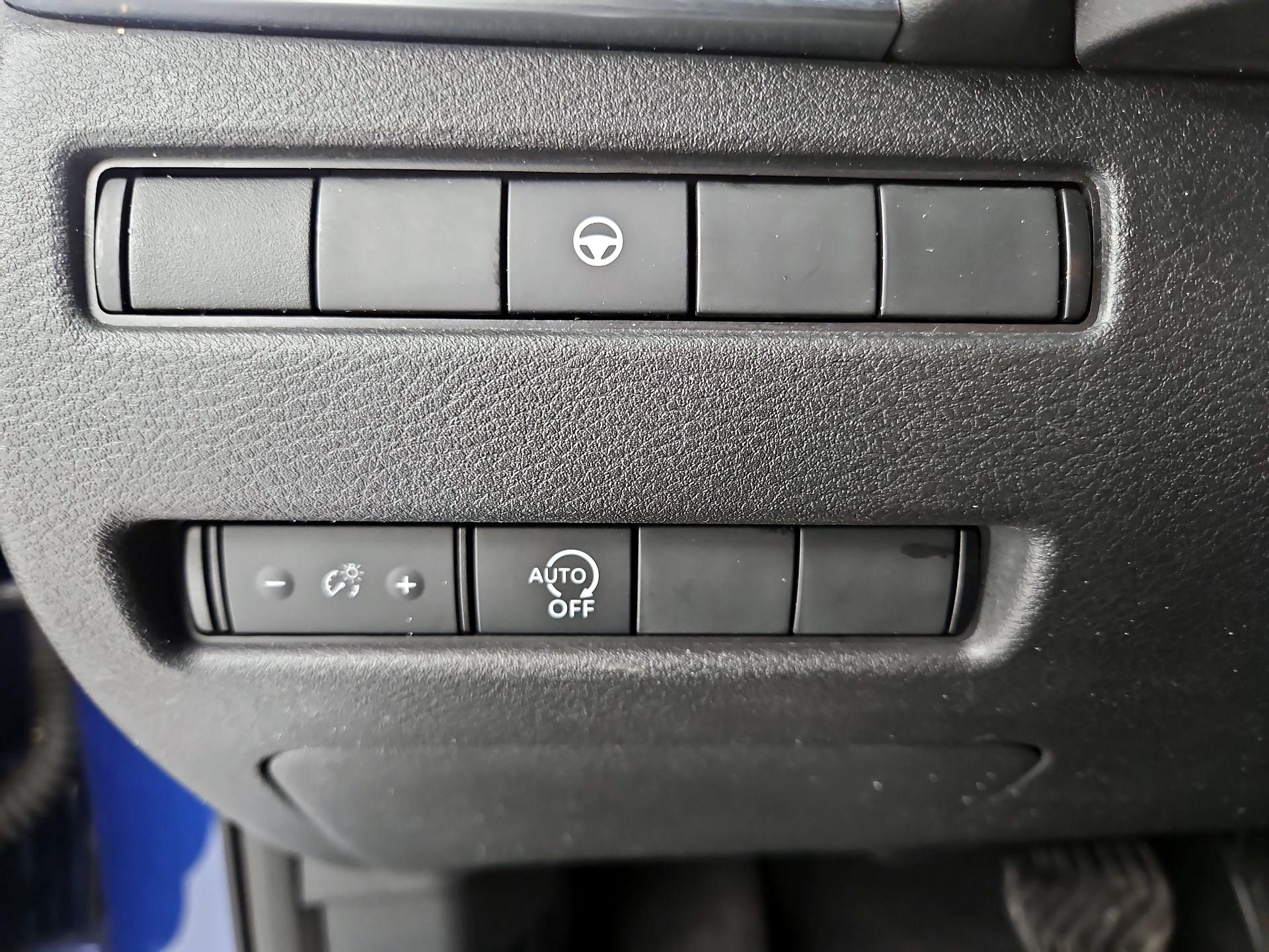 Thumbnail: 2023 Nissan Rogue - 13