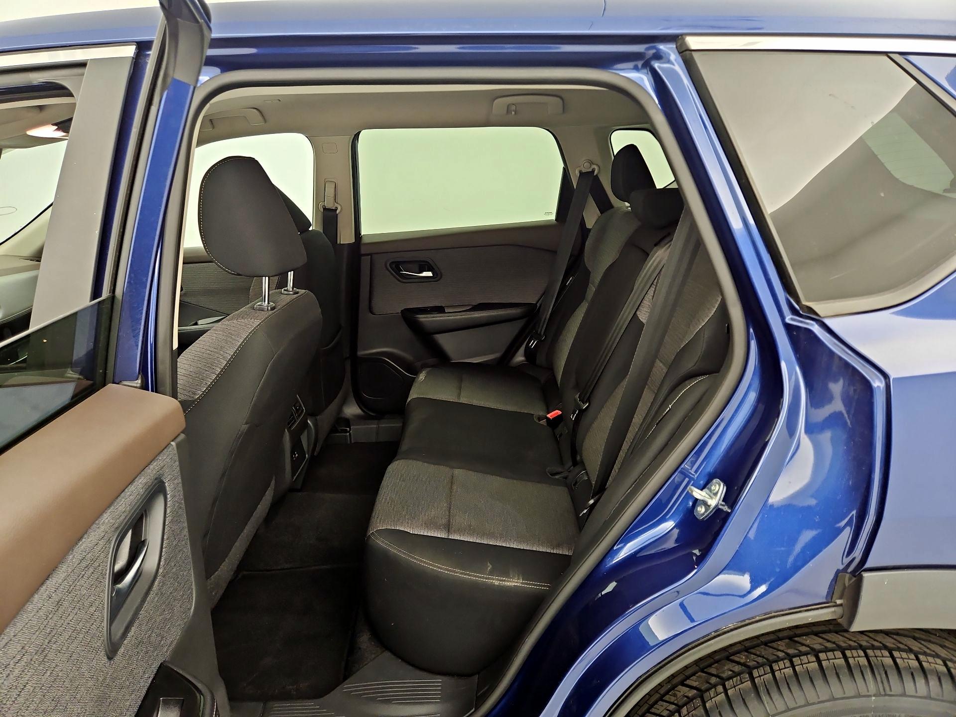 Thumbnail: 2023 Nissan Rogue - 19