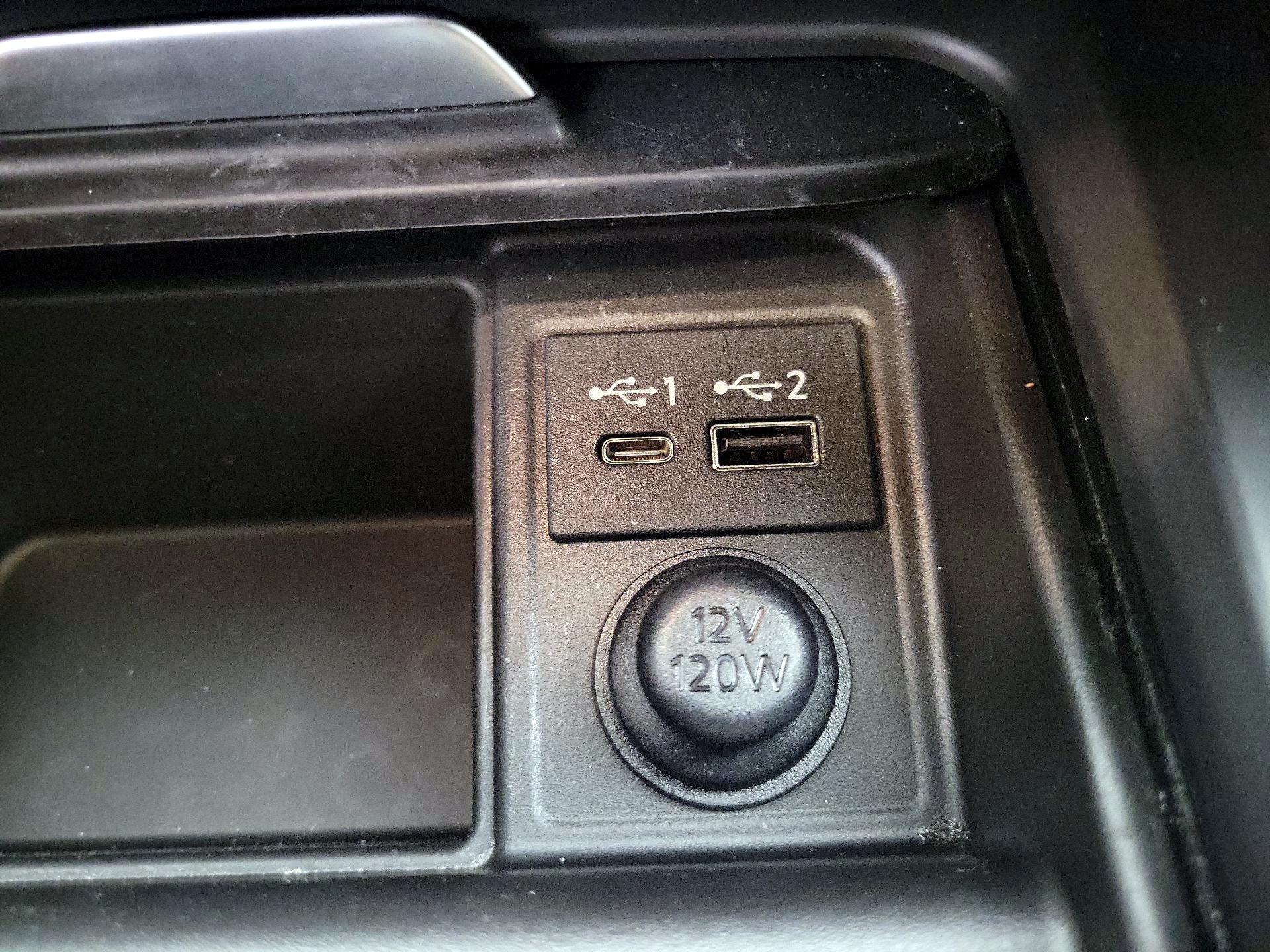 Thumbnail: 2023 INFINITI QX55 - 19