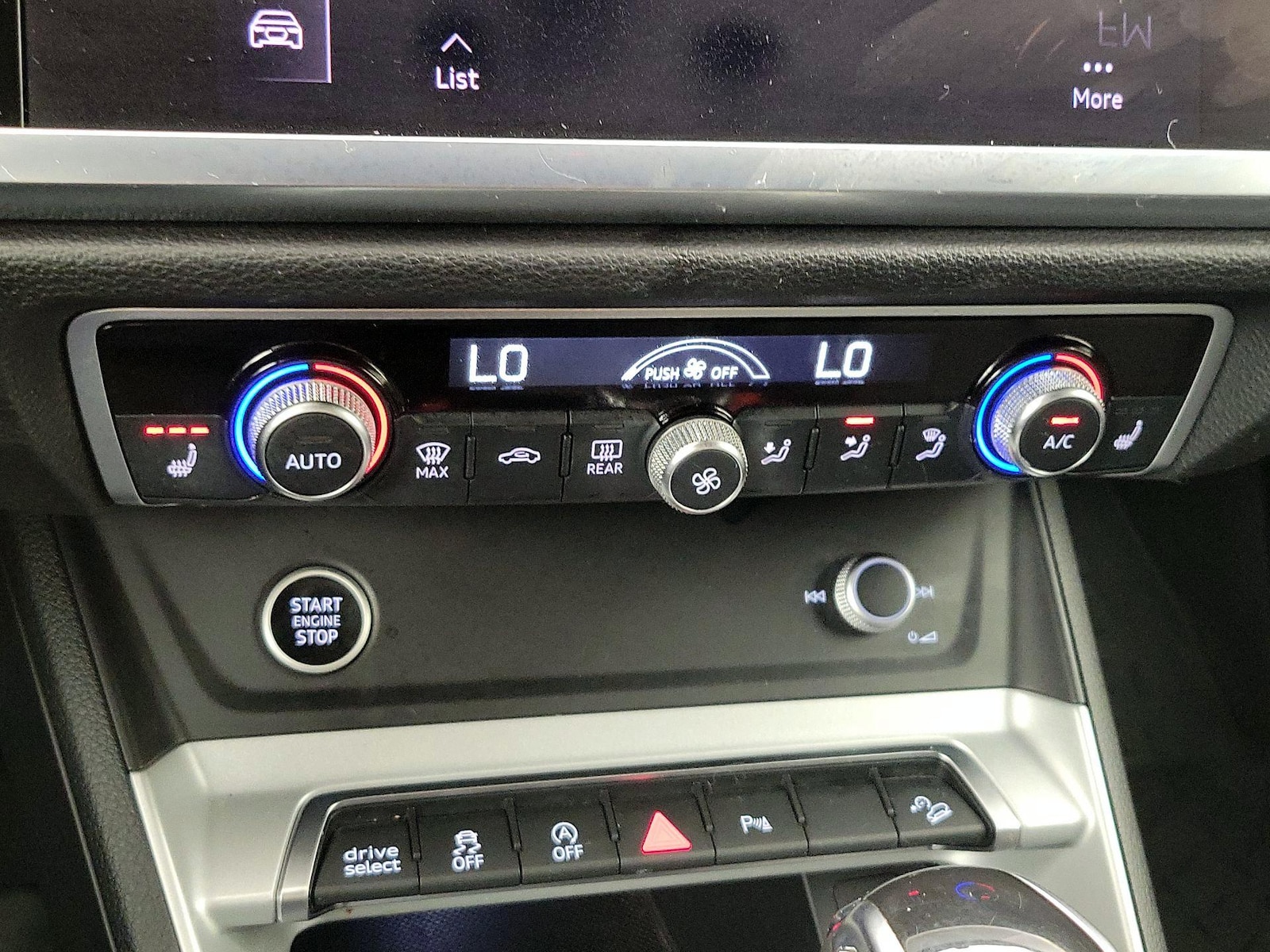 2021 Audi Q3 S Line Premium - Photo 17