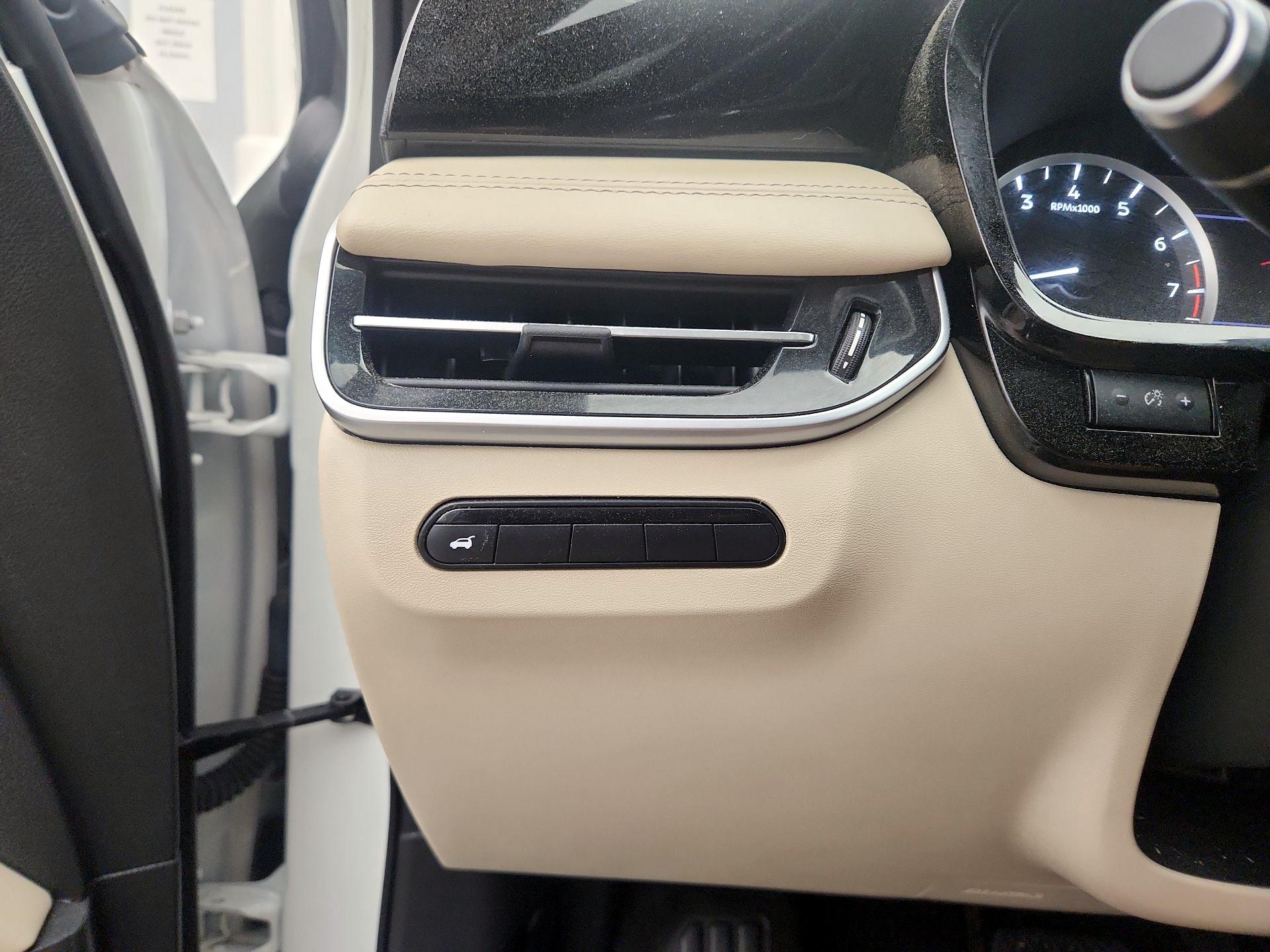 Thumbnail: 2024 INFINITI QX60 - 13