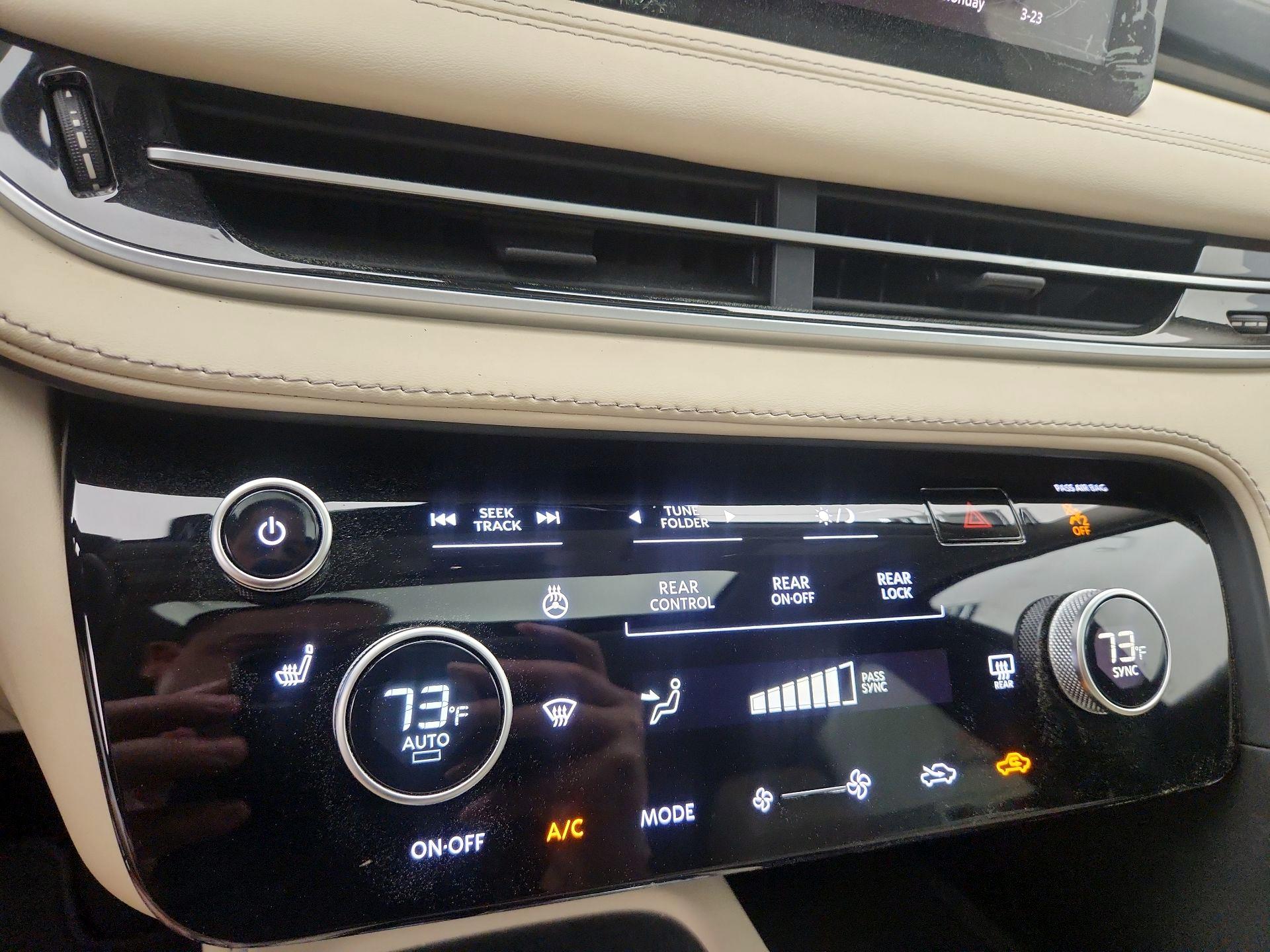 Thumbnail: 2024 INFINITI QX60 - 16