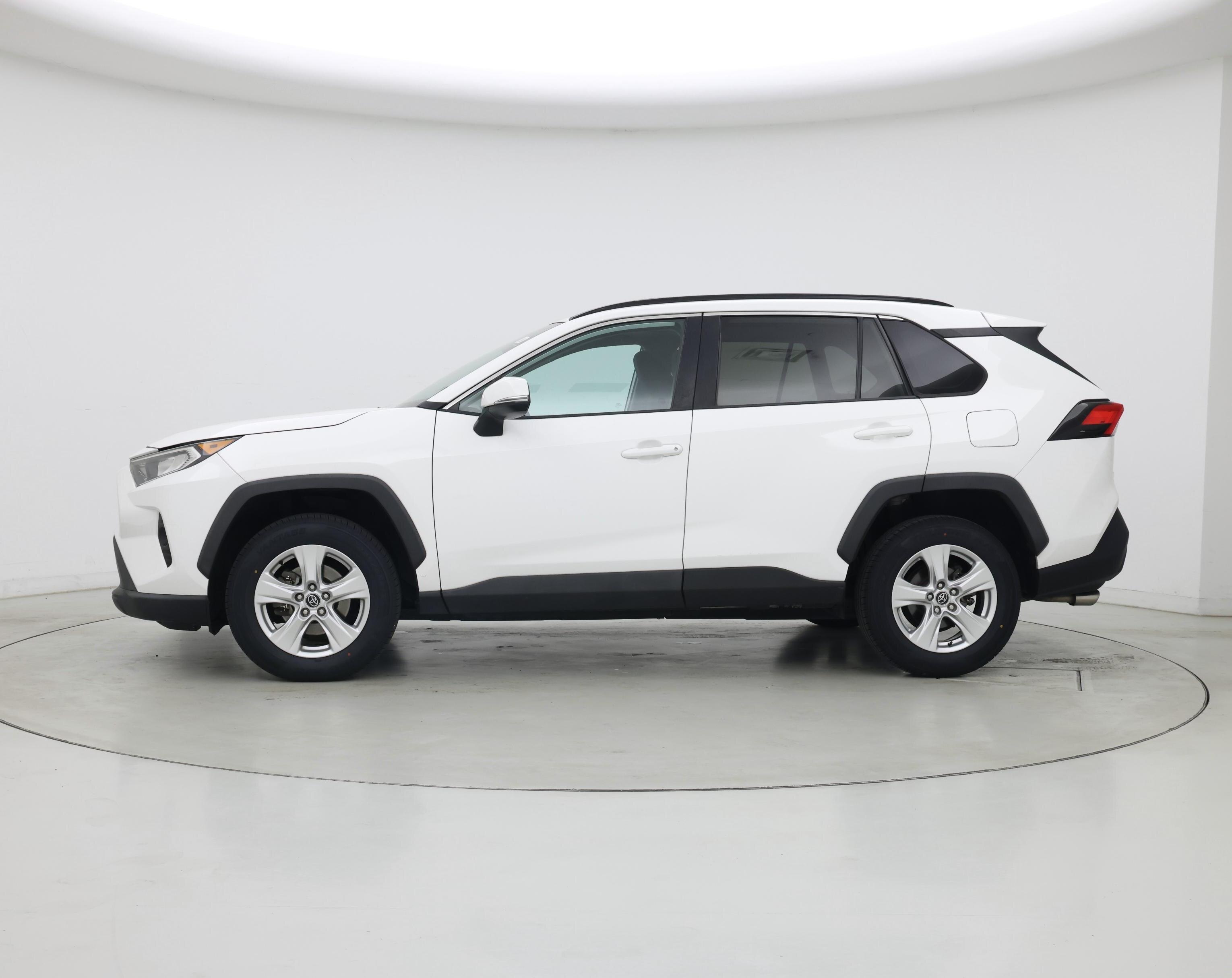 Thumbnail: 2020 Toyota RAV4 - 3