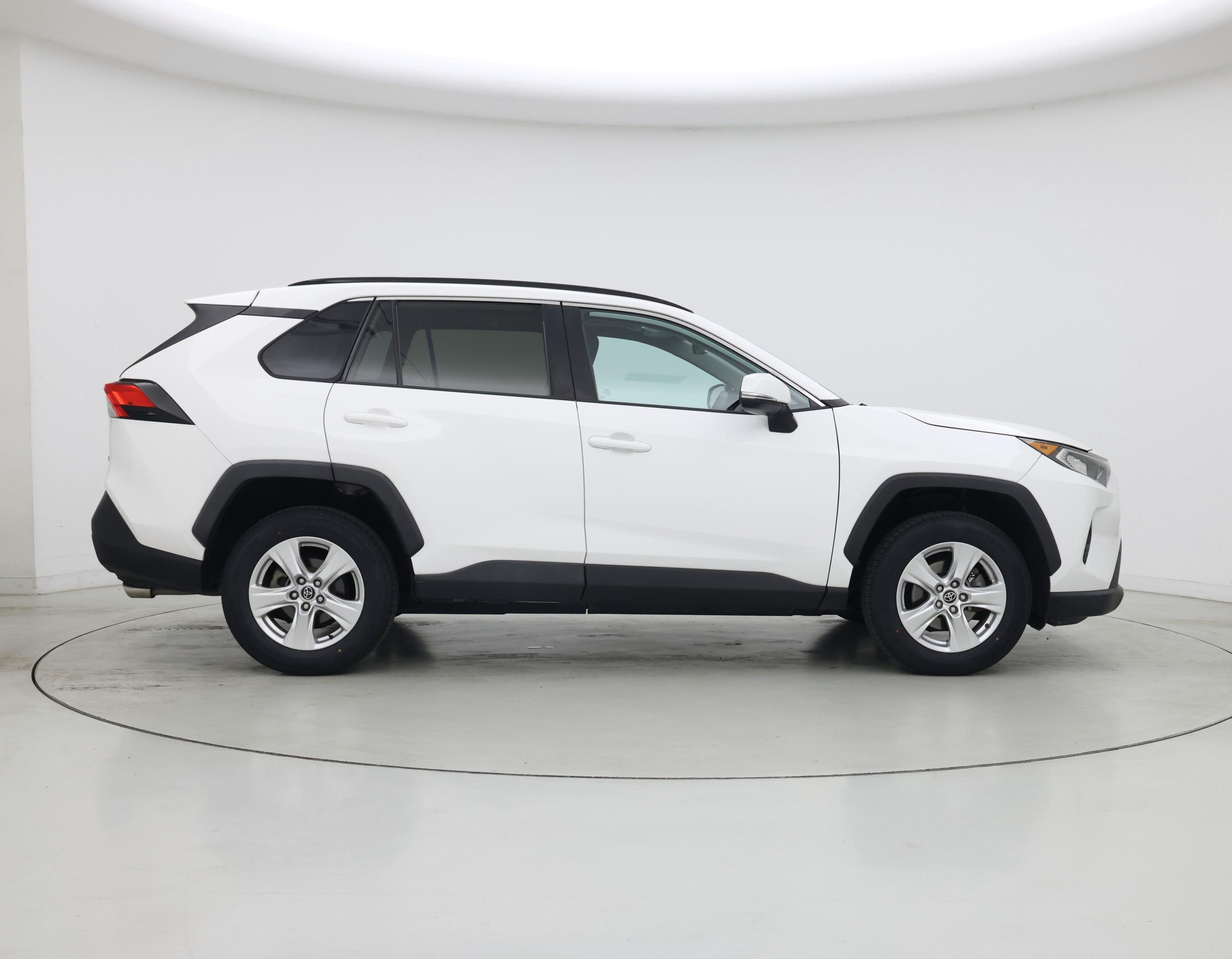 Thumbnail: 2020 Toyota RAV4 - 7