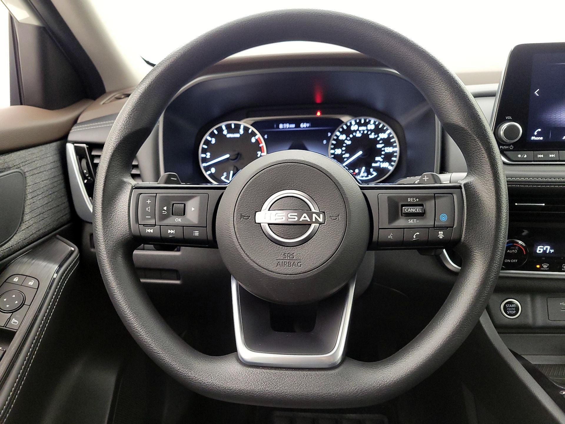 Thumbnail: 2022 Nissan Rogue - 10