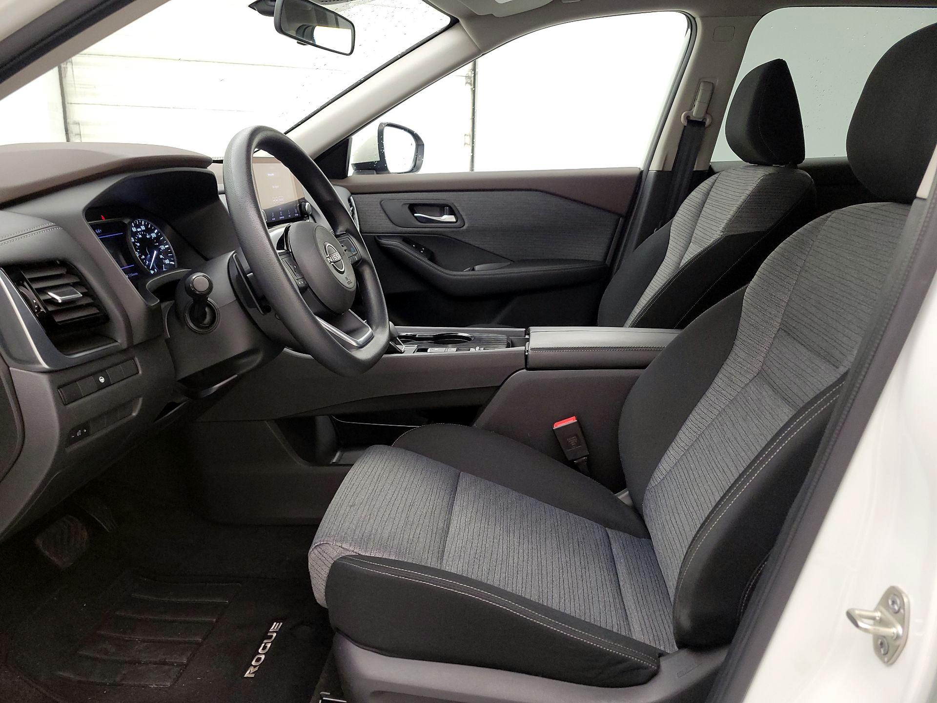 Thumbnail: 2022 Nissan Rogue - 11