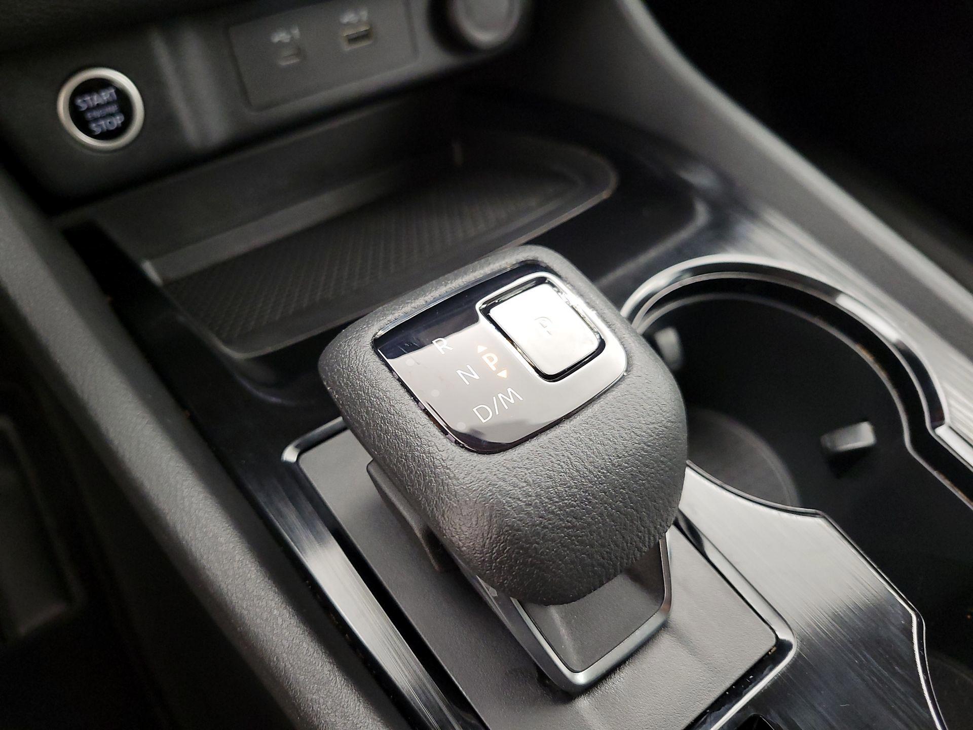 Thumbnail: 2022 Nissan Rogue - 17