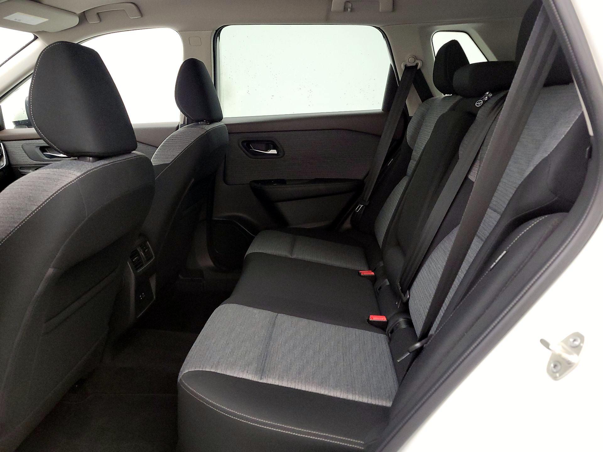 Thumbnail: 2022 Nissan Rogue - 19