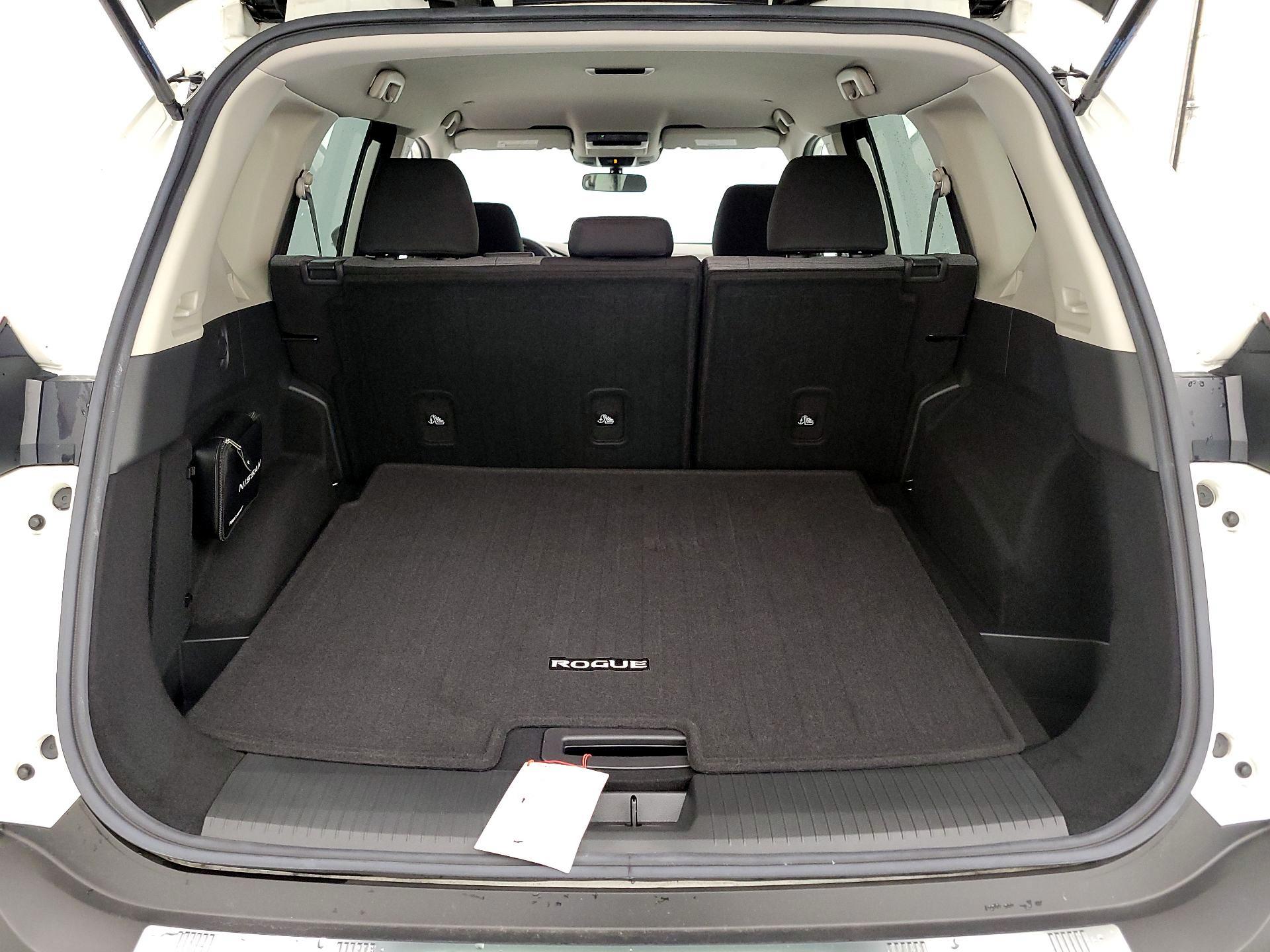 Thumbnail: 2022 Nissan Rogue - 20