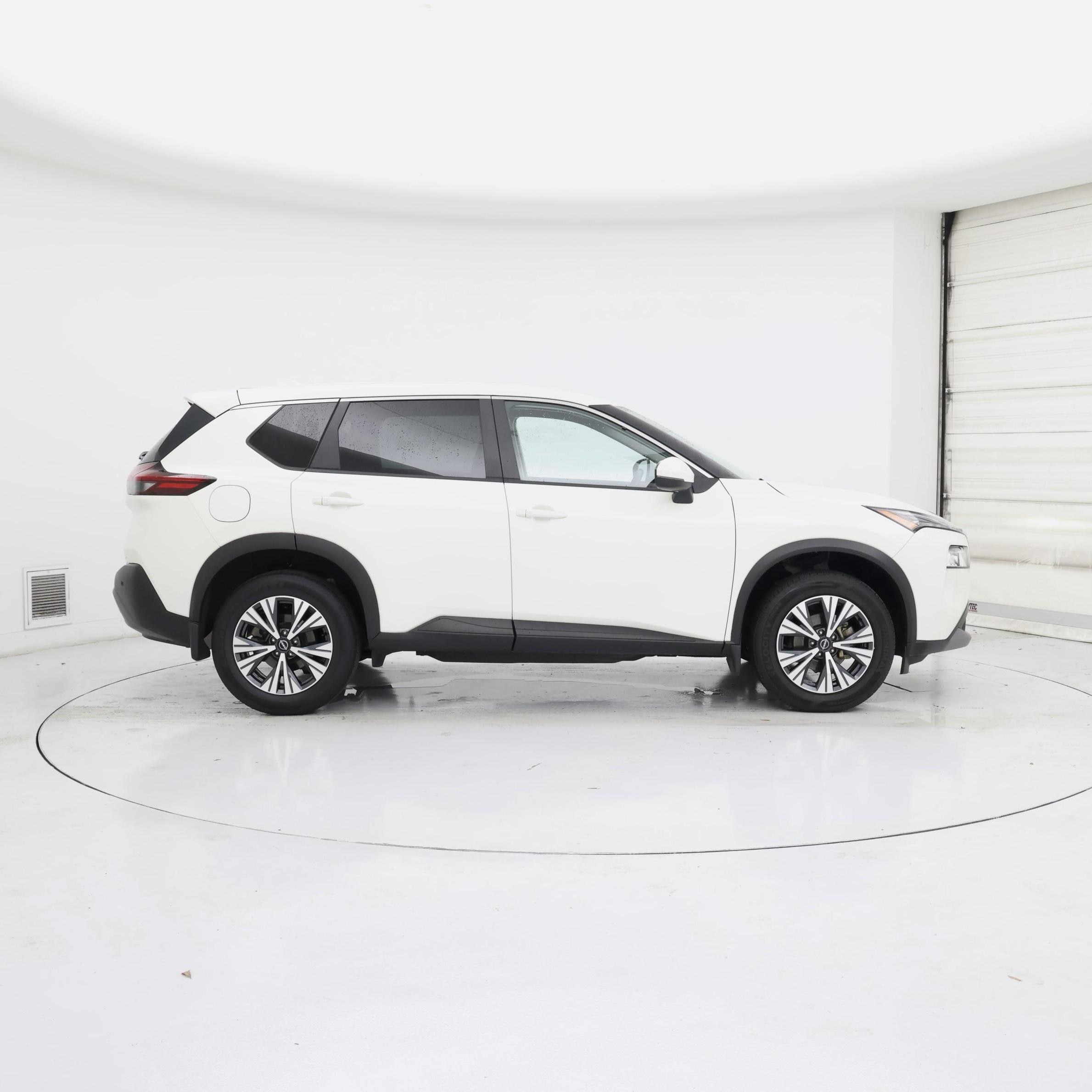 Thumbnail: 2022 Nissan Rogue - 7