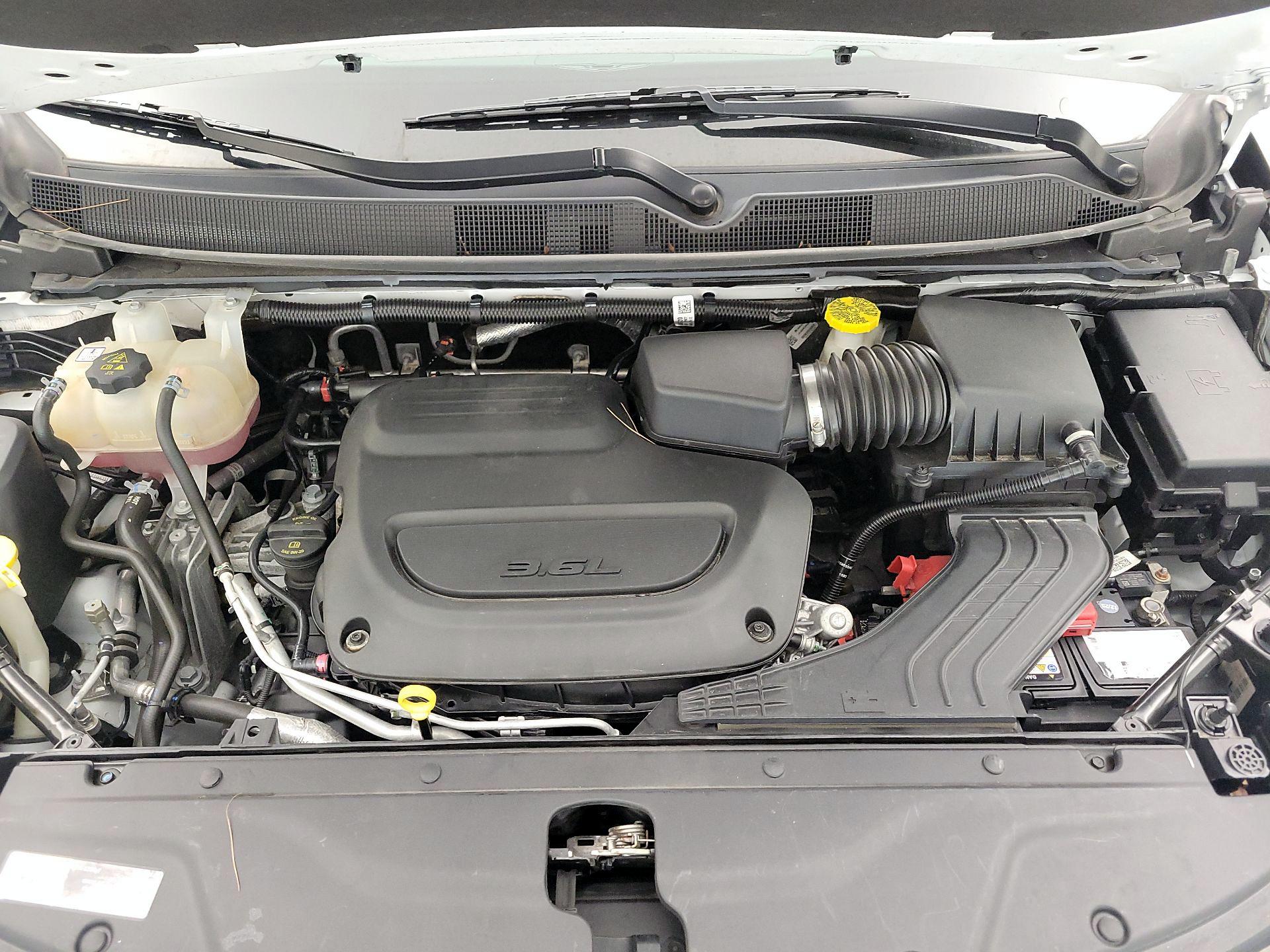 Thumbnail: 2023 Chrysler Pacifica - 20