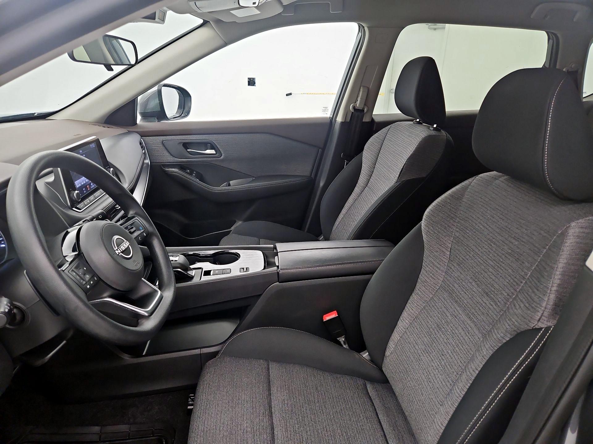 Thumbnail: 2023 Nissan Rogue - 11