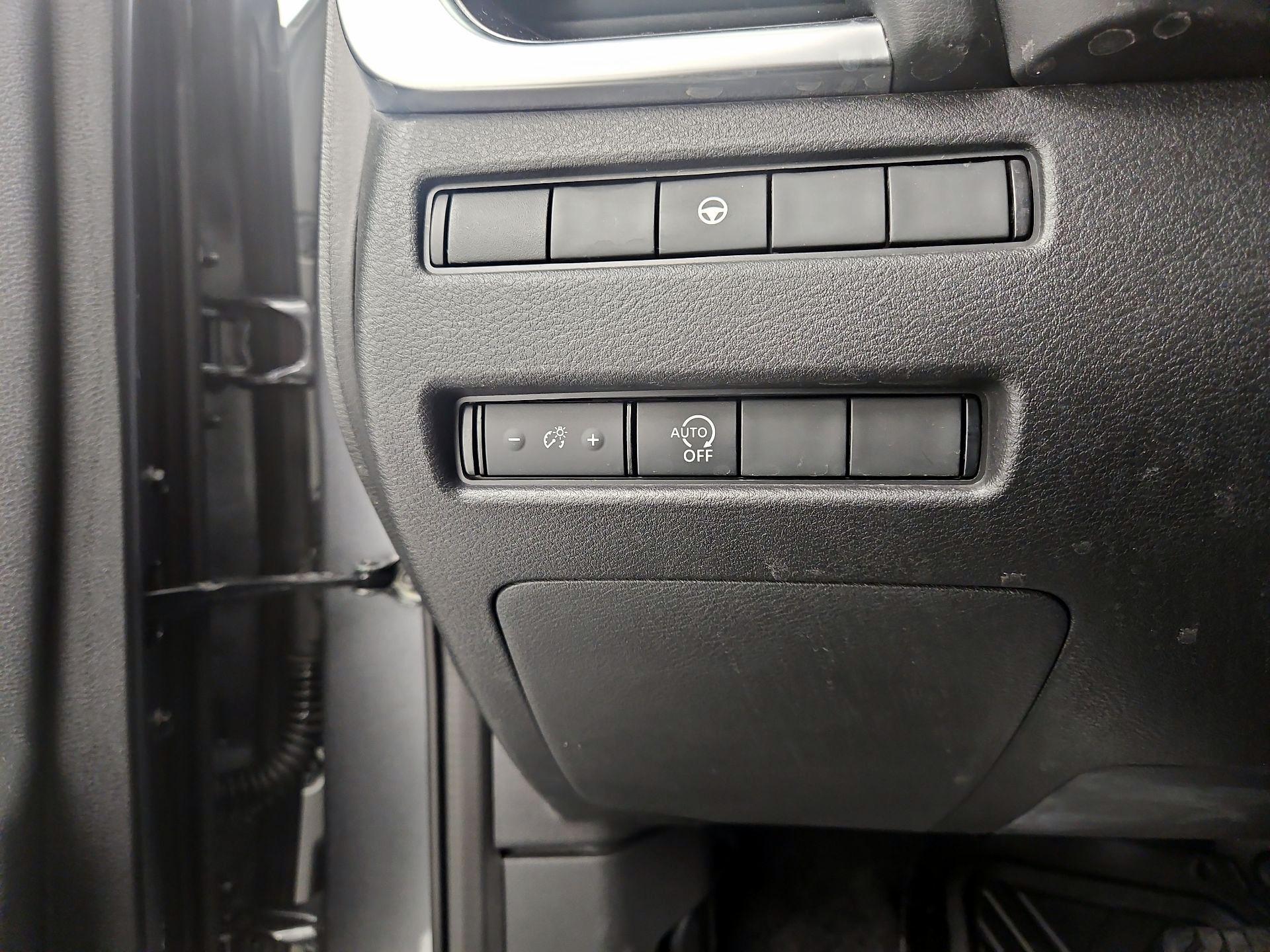 Thumbnail: 2023 Nissan Rogue - 13