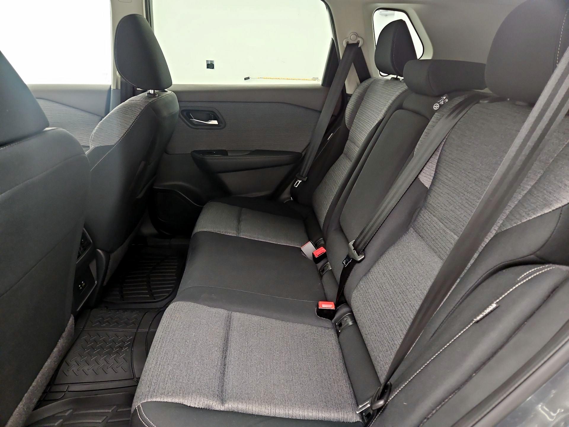 Thumbnail: 2023 Nissan Rogue - 19